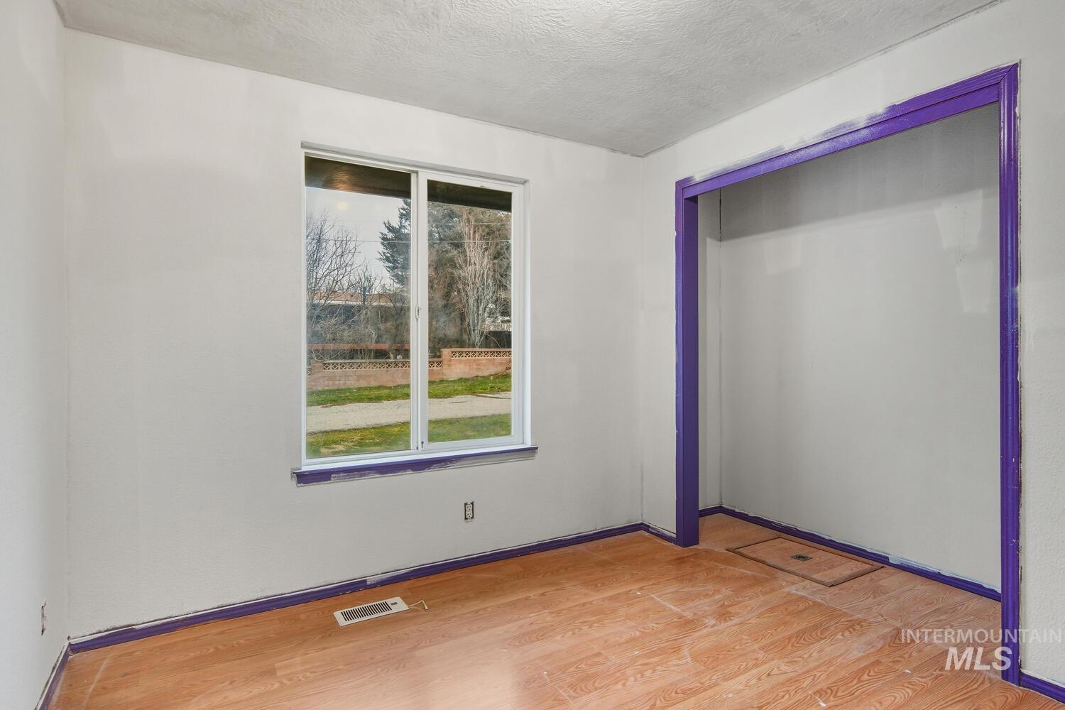 1052 NW 5th Ave, Meridian, Idaho 83642, 3 Bedrooms, 2 Bathrooms, Residential For Sale, Price $360,000,MLS 98994215