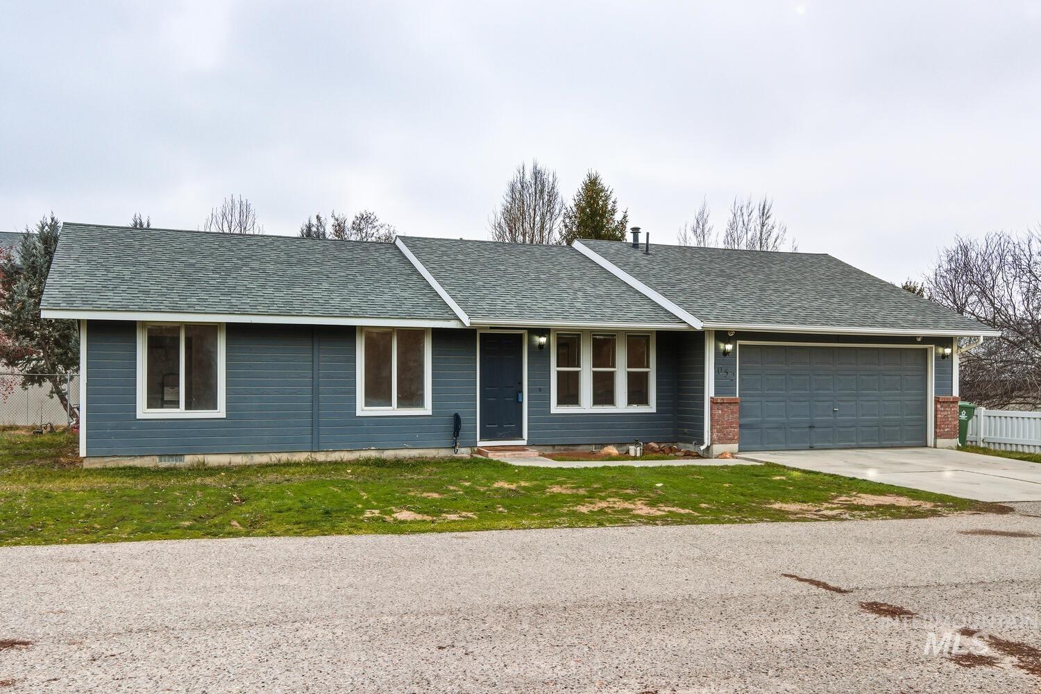 1052 NW 5th Ave, Meridian, Idaho 83642, 3 Bedrooms, 2 Bathrooms, Residential For Sale, Price $360,000,MLS 98994215