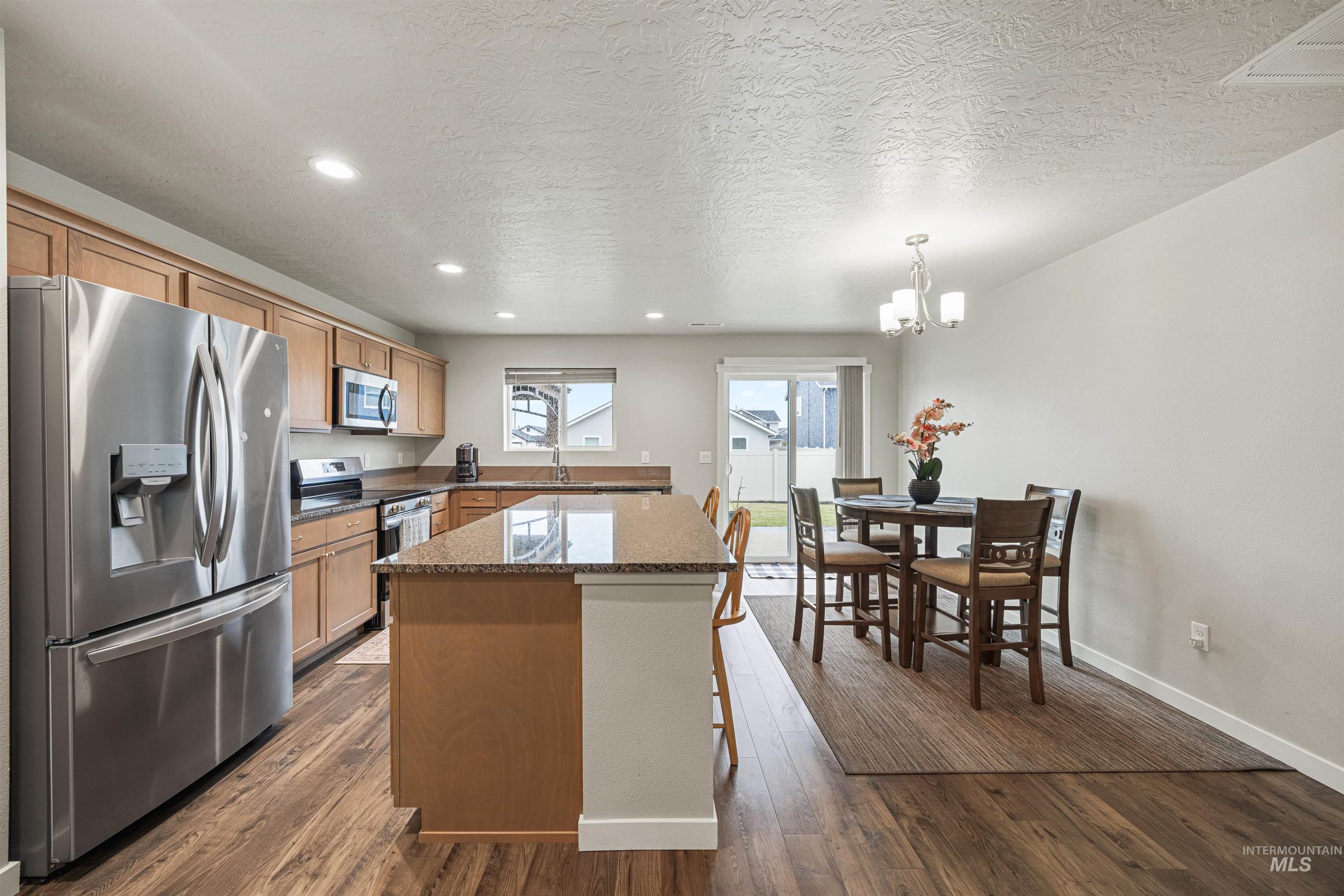 10418 Rockaway Ridge St, Nampa, Idaho 83687, 3 Bedrooms, 2 Bathrooms, Residential For Sale, Price $399,900,MLS 98994223