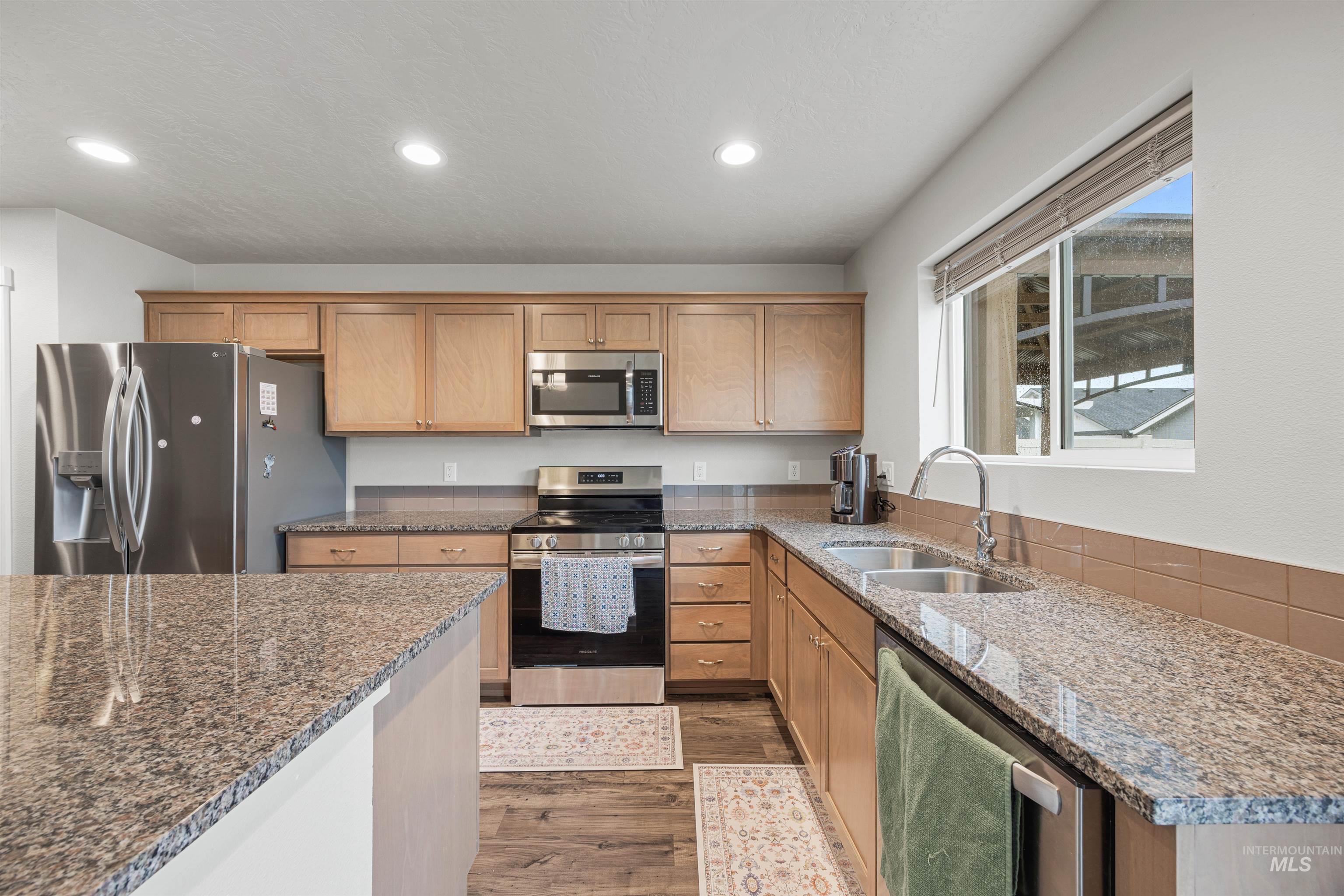 10418 Rockaway Ridge St, Nampa, Idaho 83687, 3 Bedrooms, 2 Bathrooms, Residential For Sale, Price $399,900,MLS 98994223