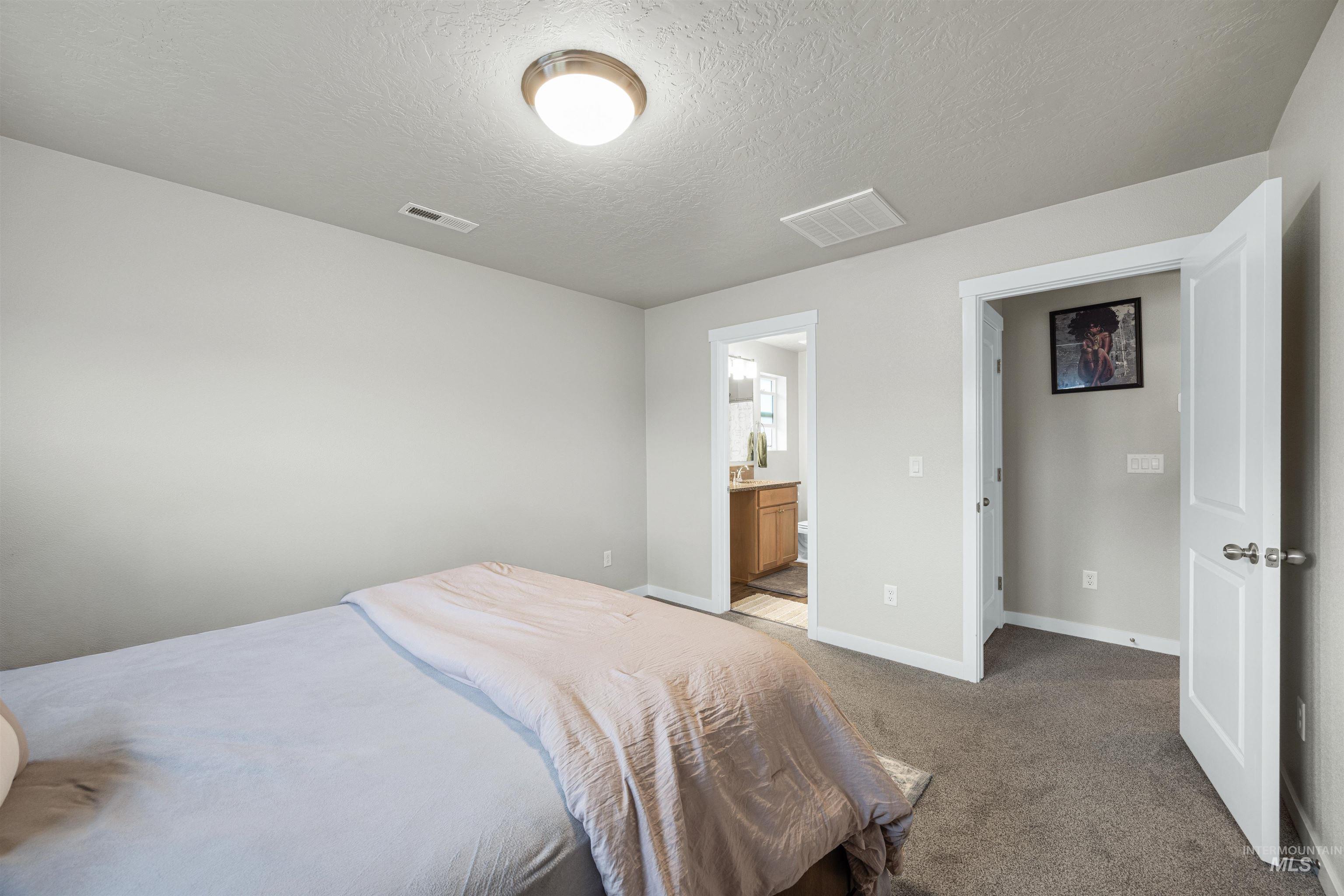 10418 Rockaway Ridge St, Nampa, Idaho 83687, 3 Bedrooms, 2 Bathrooms, Residential For Sale, Price $399,900,MLS 98994223