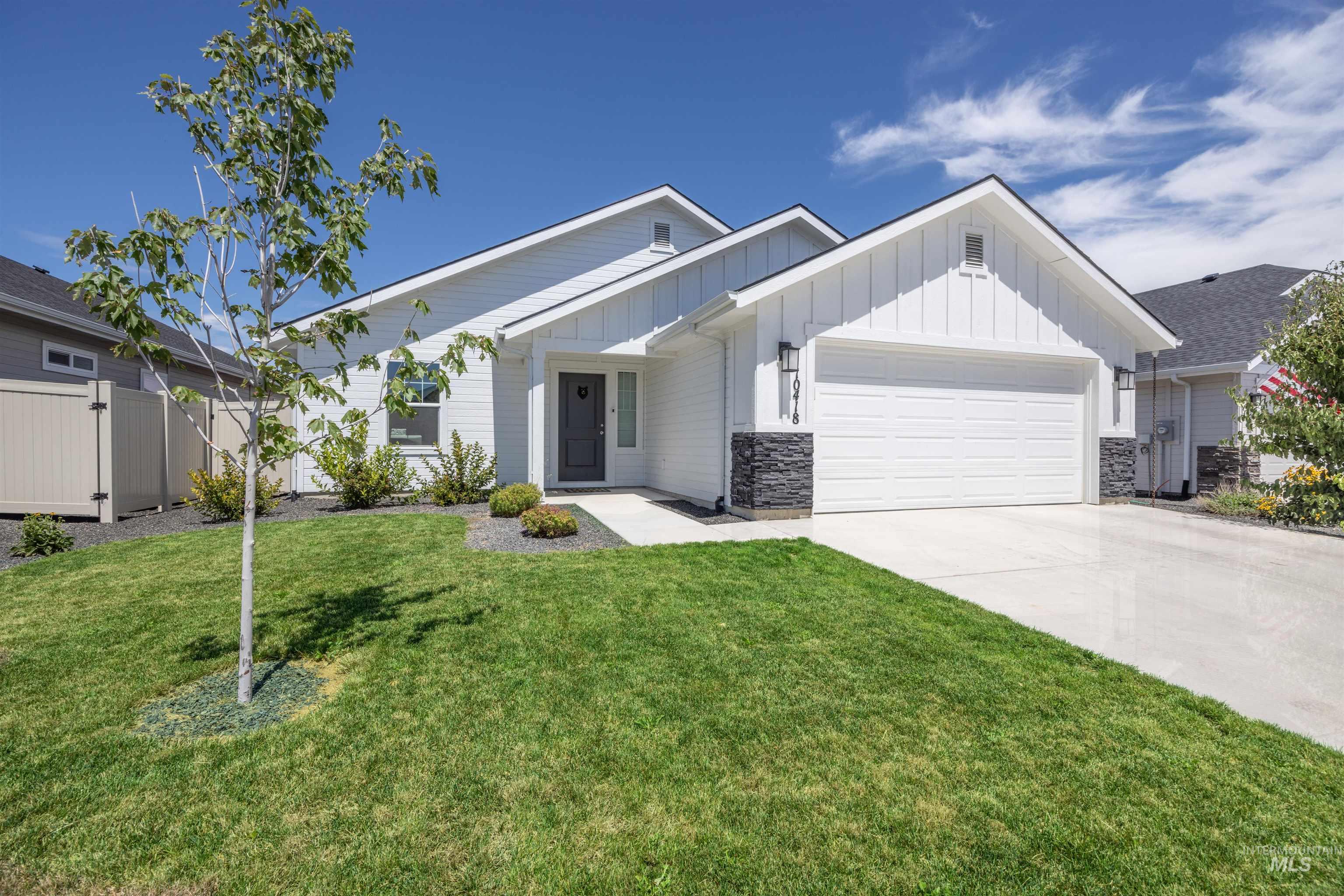 10418 Rockaway Ridge St, Nampa, Idaho 83687, 3 Bedrooms, 2 Bathrooms, Residential For Sale, Price $399,900,MLS 98994223