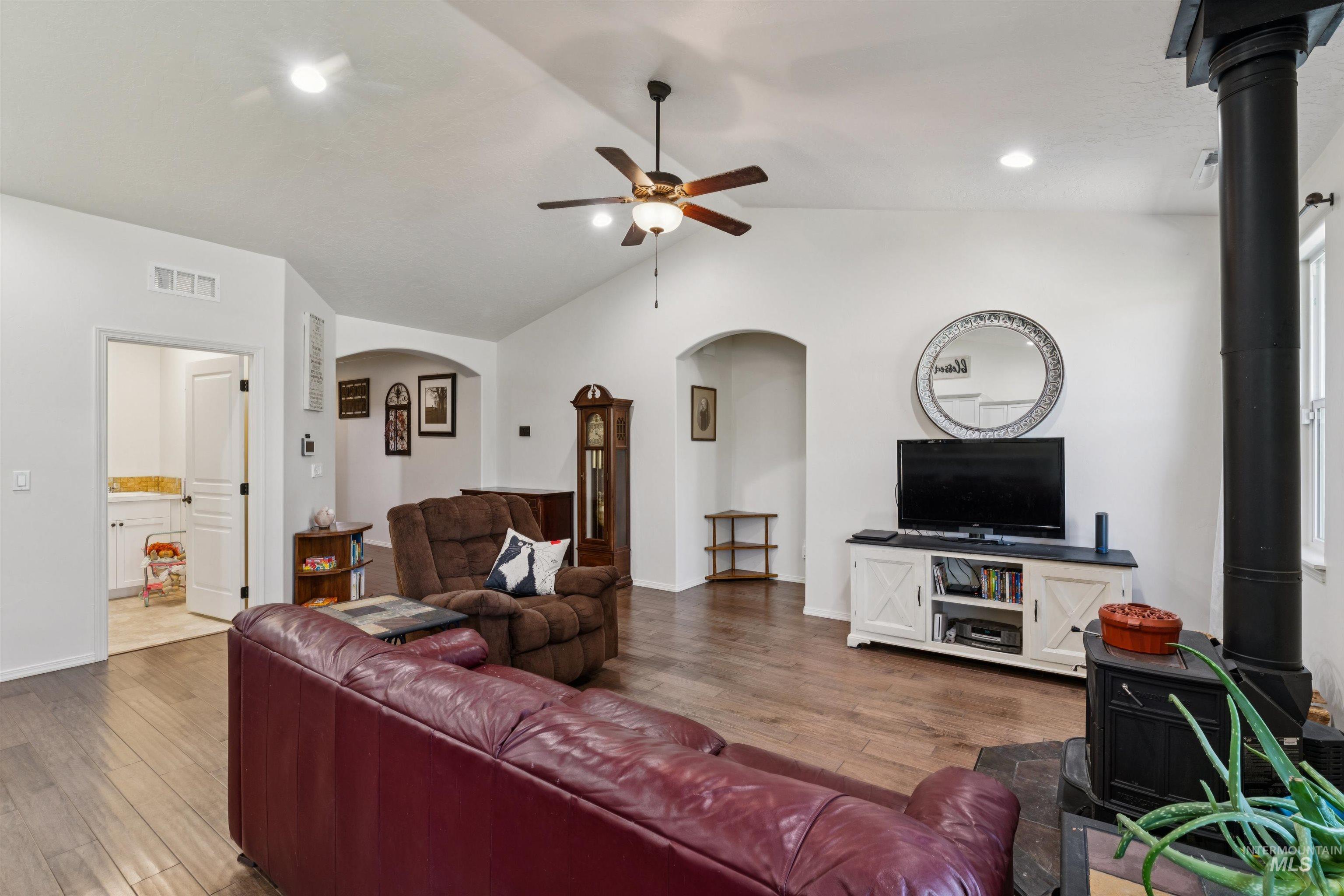 740 S School Ave, Kuna, Idaho 83634, 4 Bedrooms, 3 Bathrooms, Residential For Sale, Price $735,000, 98994225