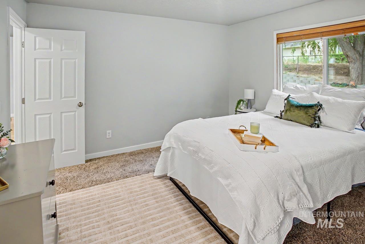 3339 Cedar Park Pl, Nampa, Idaho 83686, 3 Bedrooms, 2 Bathrooms, Residential For Sale, Price $369,900,MLS 98994226