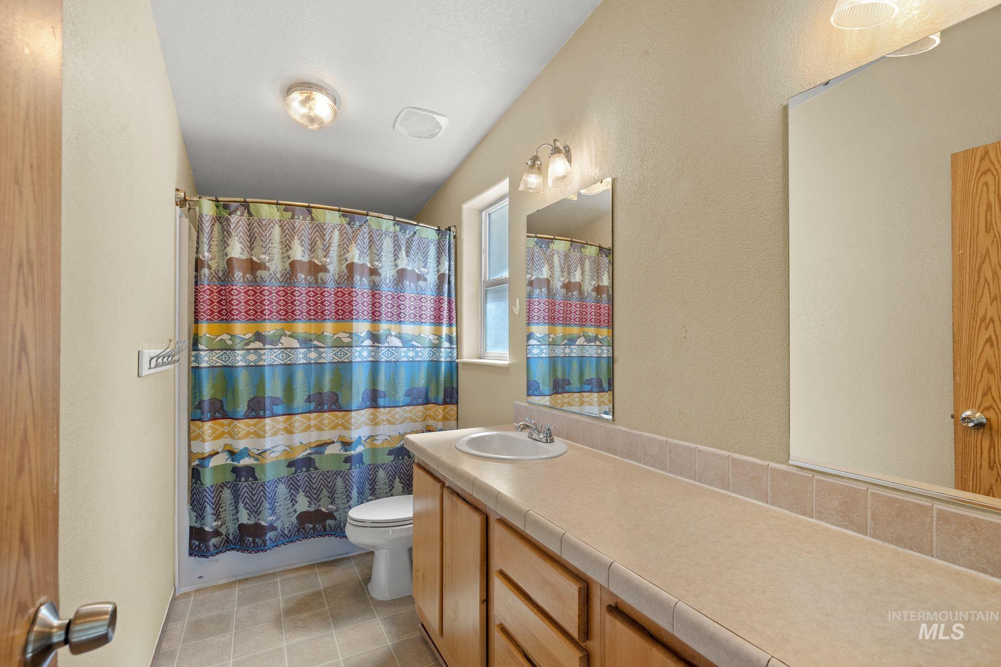 40936 Bobcat Lane, Lewiston, Idaho 83501, 3 Bedrooms, 2 Bathrooms, Residential For Sale, Price $425,000,MLS 98994232