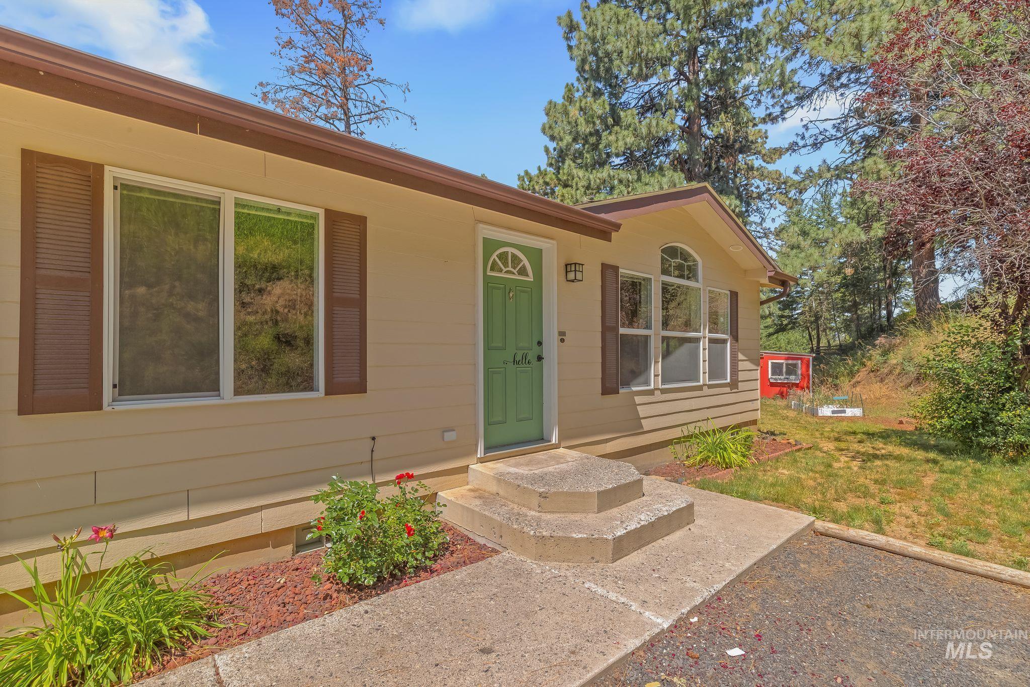 40936 Bobcat Lane, Lewiston, Idaho 83501, 3 Bedrooms, 2 Bathrooms, Residential For Sale, Price $425,000,MLS 98994232