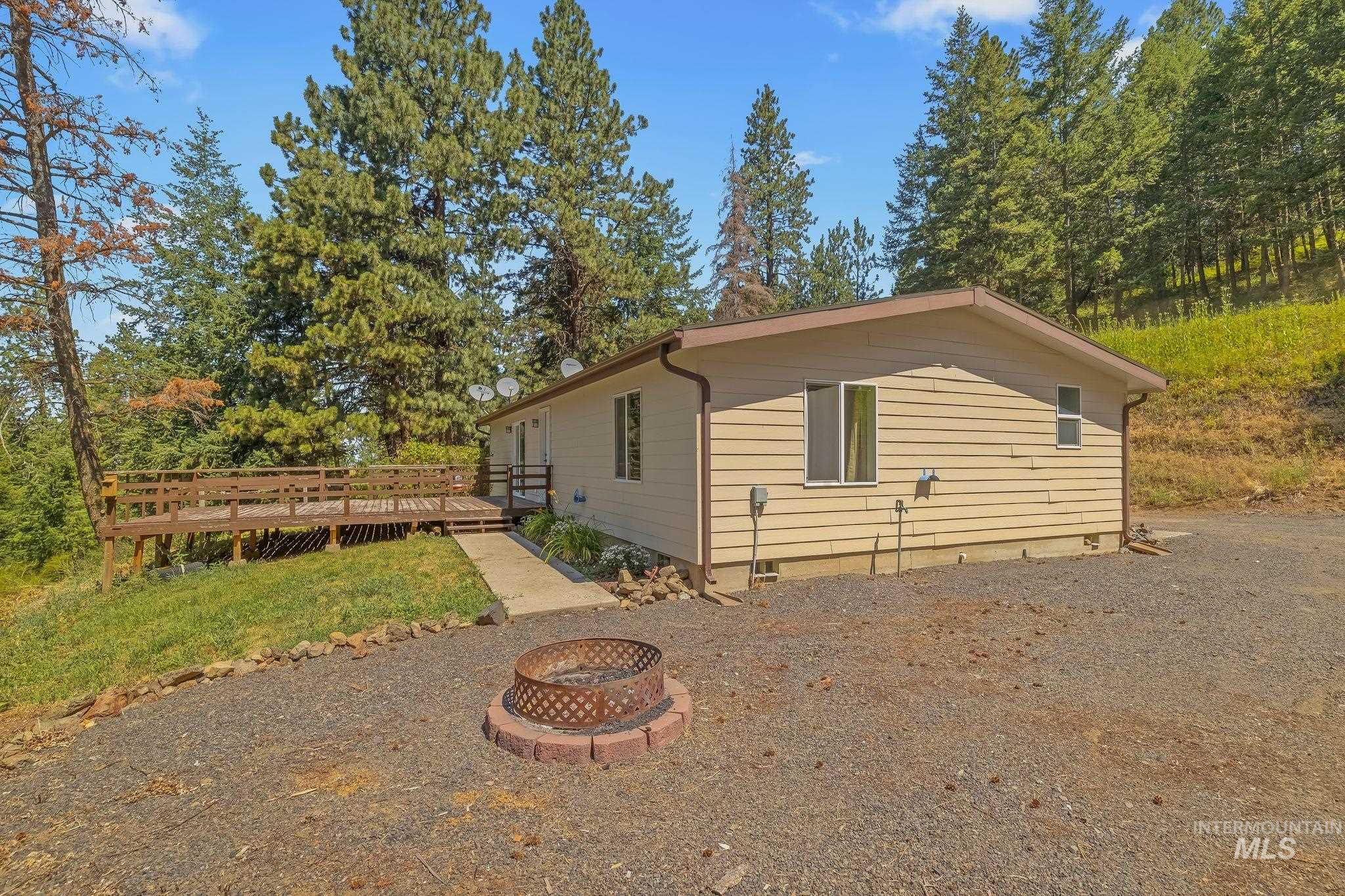 40936 Bobcat Lane, Lewiston, Idaho 83501, 3 Bedrooms, 2 Bathrooms, Residential For Sale, Price $425,000,MLS 98994232