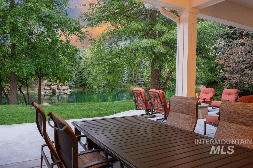 378 W Rivermont Ln, Eagle, Idaho 83616, 5 Bedrooms, 5.5 Bathrooms, Residential For Sale, Price $3,295,000, 98994239