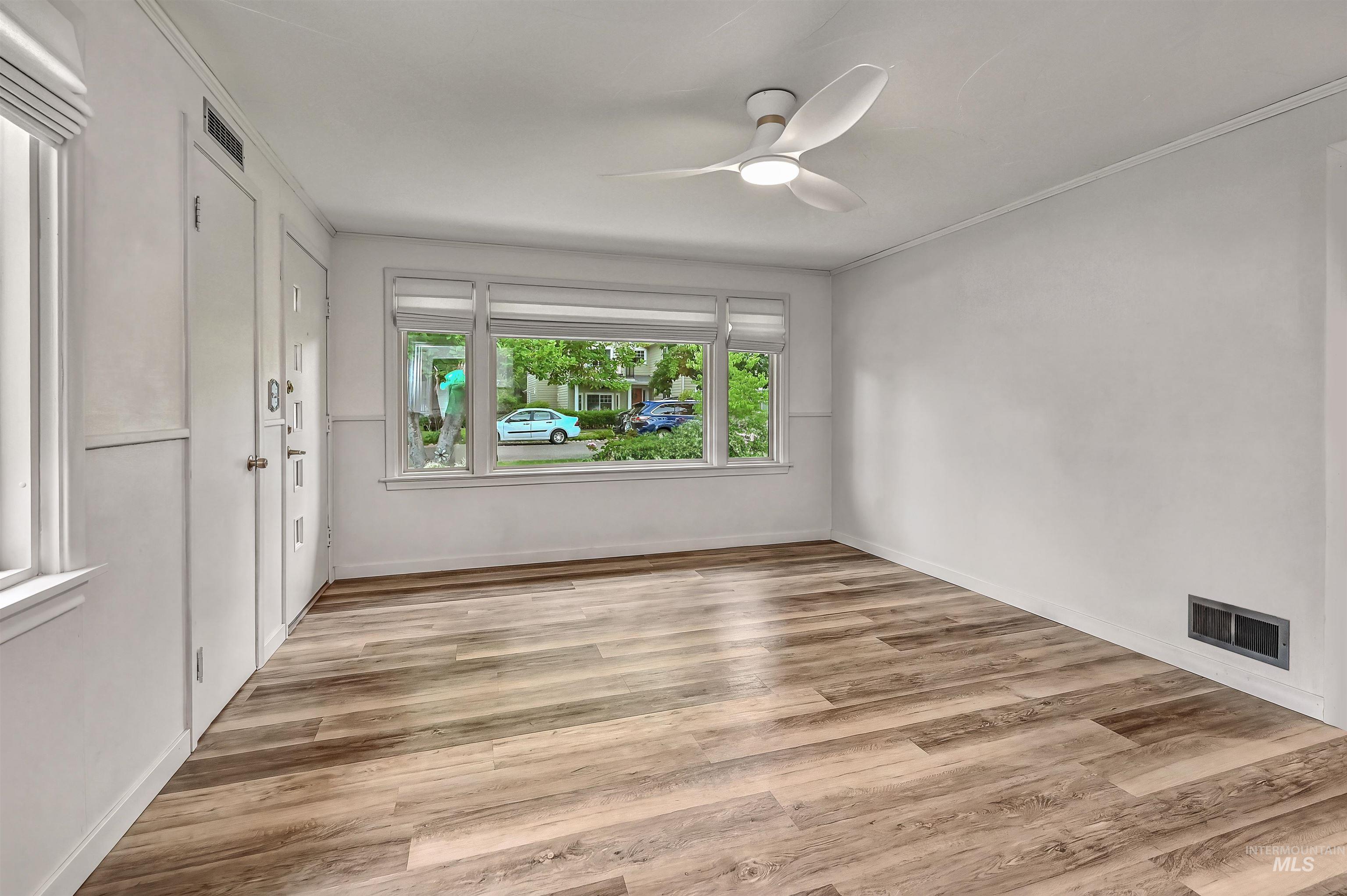 2206 S Manitou Ave, Boise, Idaho 83706, 2 Bedrooms, 2 Bathrooms, Residential For Sale, Price $410,000,MLS 98994241