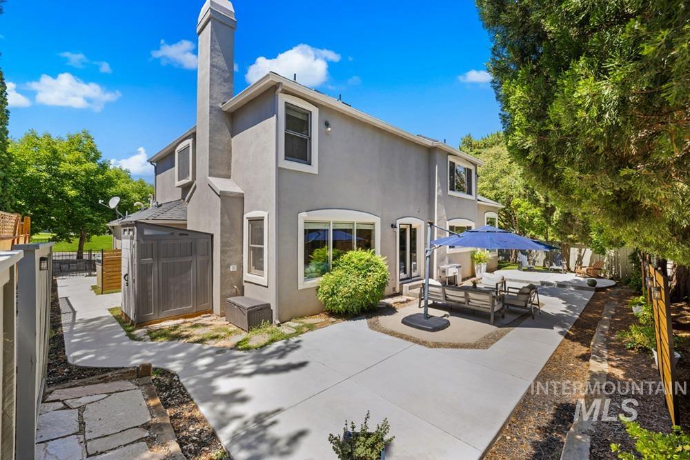 1865 E Sendero Ln, Boise, Idaho 83712, 5 Bedrooms, 3 Bathrooms, Residential For Sale, Price $990,000,MLS 98994255