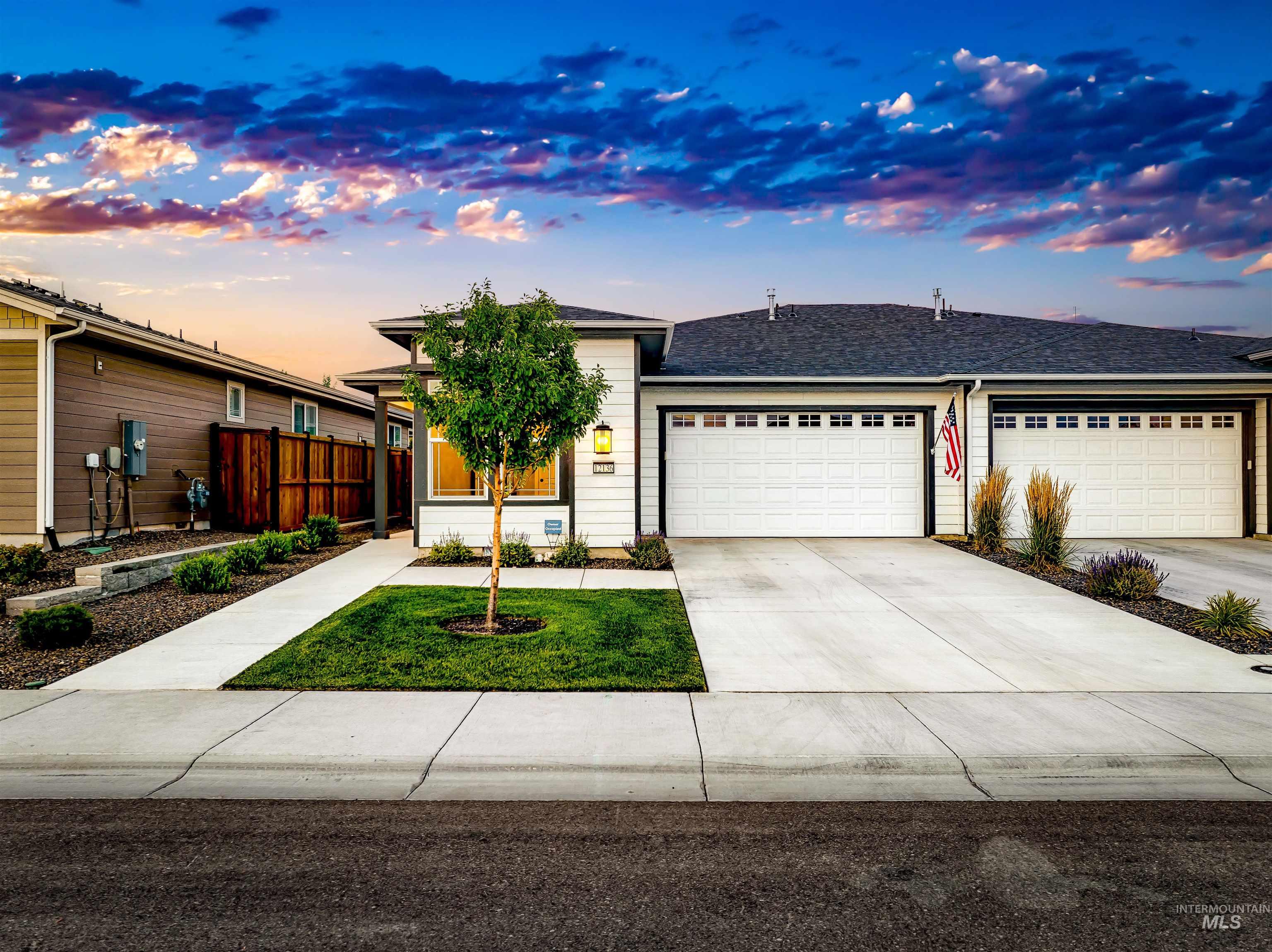 12136 S Glory Ln, Kuna, Idaho 83634, 2 Bedrooms, 2 Bathrooms, Residential For Sale, Price $444,900, 98994261