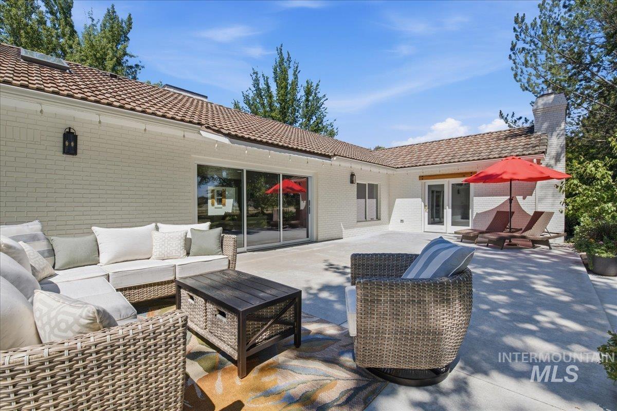 21420 Lakehaven Ln, Star, Idaho 83669, 4 Bedrooms, 3 Bathrooms, Residential For Sale, Price $1,699,990,MLS 98994264