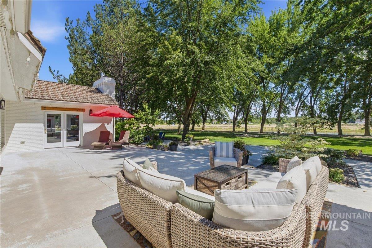 21420 Lakehaven Ln, Star, Idaho 83669, 4 Bedrooms, 3 Bathrooms, Residential For Sale, Price $1,699,990,MLS 98994264