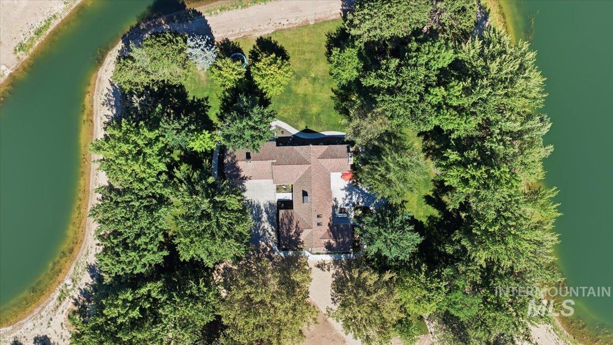 21420 Lakehaven Ln, Star, Idaho 83669, 4 Bedrooms, 3 Bathrooms, Residential For Sale, Price $1,699,990,MLS 98994264
