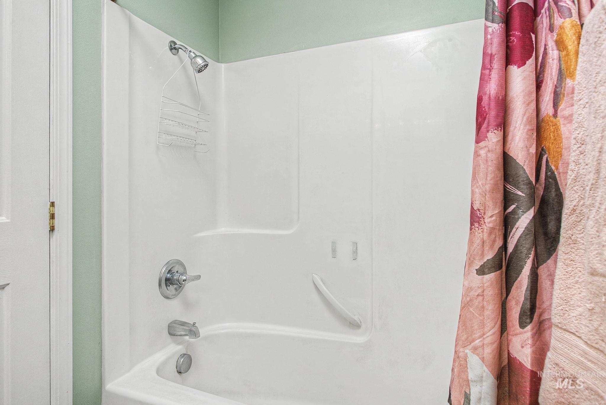 919 9th Street, Clarkston, Washington 99403, 3 Bedrooms, 2 Bathrooms, Residential For Sale, Price $289,000,MLS 98994287