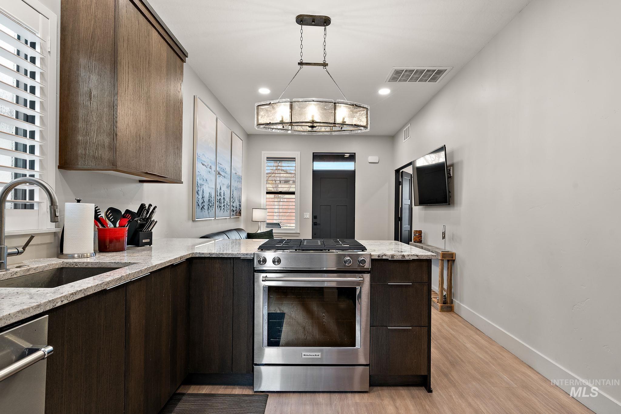 1123 W Lee, Boise, Idaho 83702, 3 Bedrooms, 2 Bathrooms, Residential For Sale, Price $849,000,MLS 98994294
