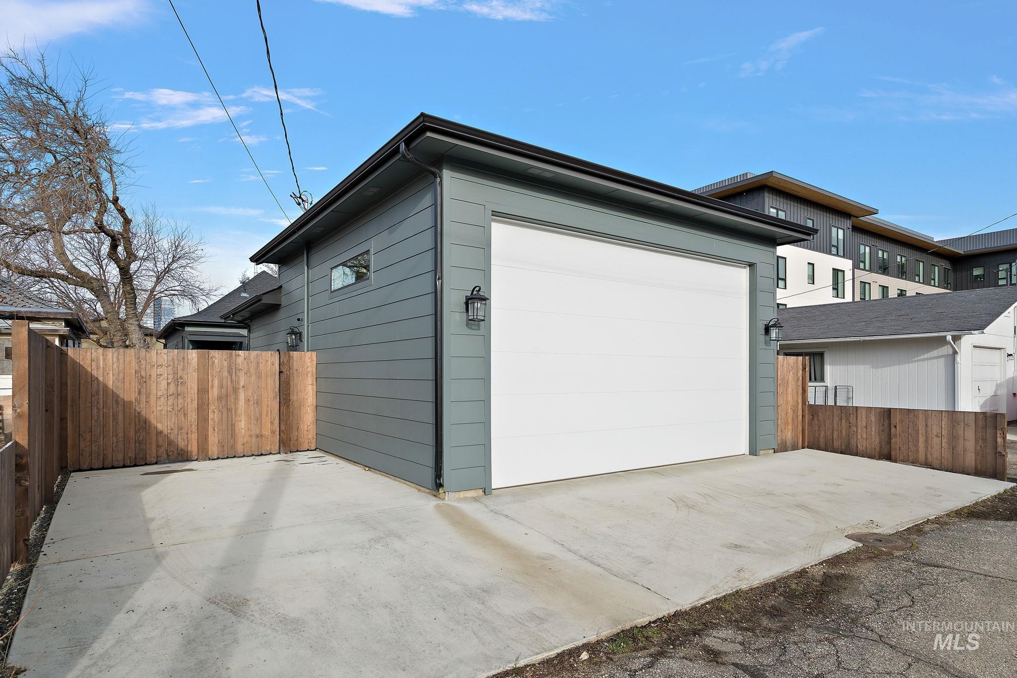 1123 W Lee, Boise, Idaho 83702, 3 Bedrooms, 2 Bathrooms, Residential For Sale, Price $849,000,MLS 98994294