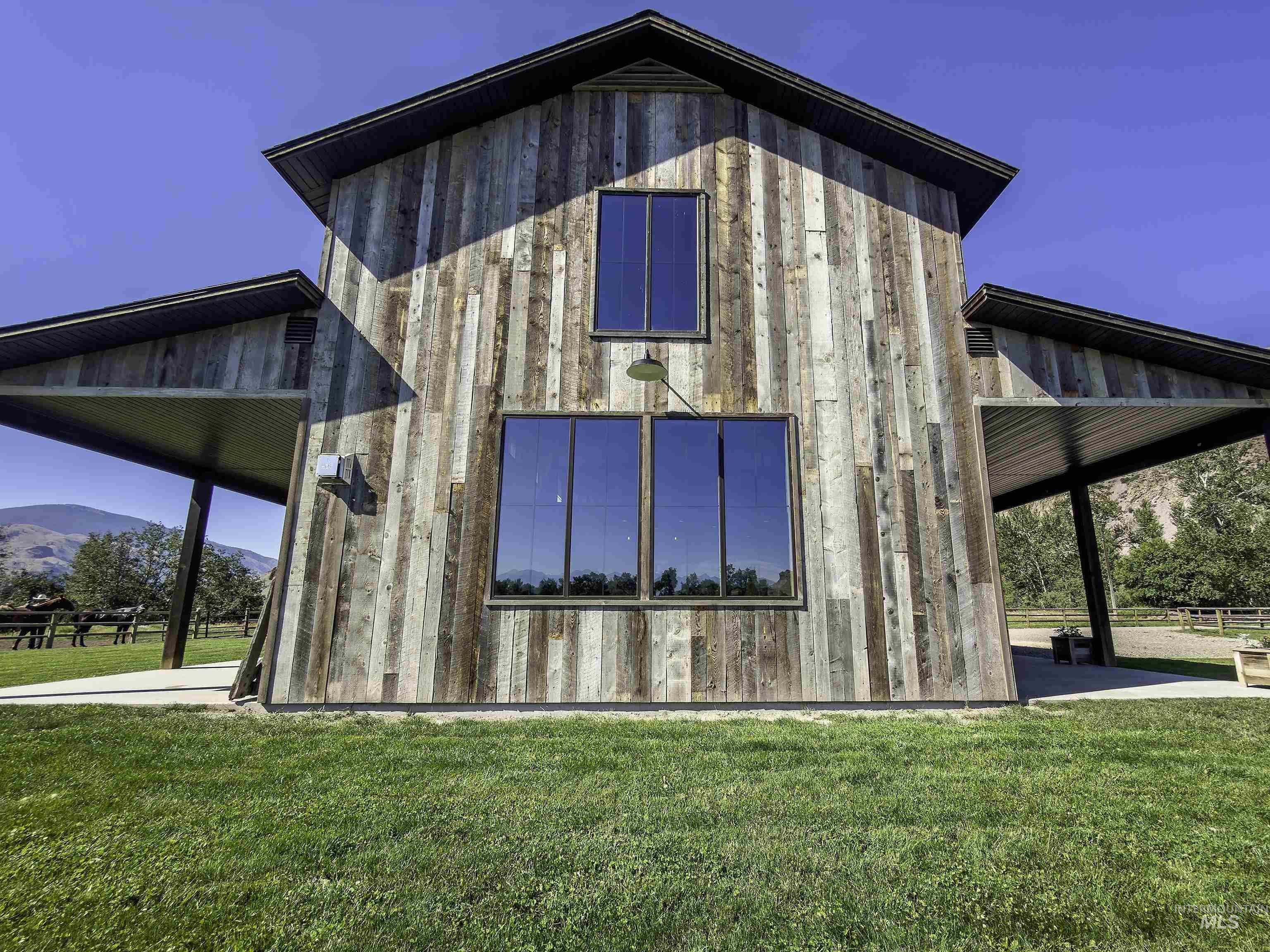 13 Truth Dr, Salmon, Idaho 83467, 4 Bedrooms, 3 Bathrooms, Residential For Sale, Price $1,895,000,MLS 98994313