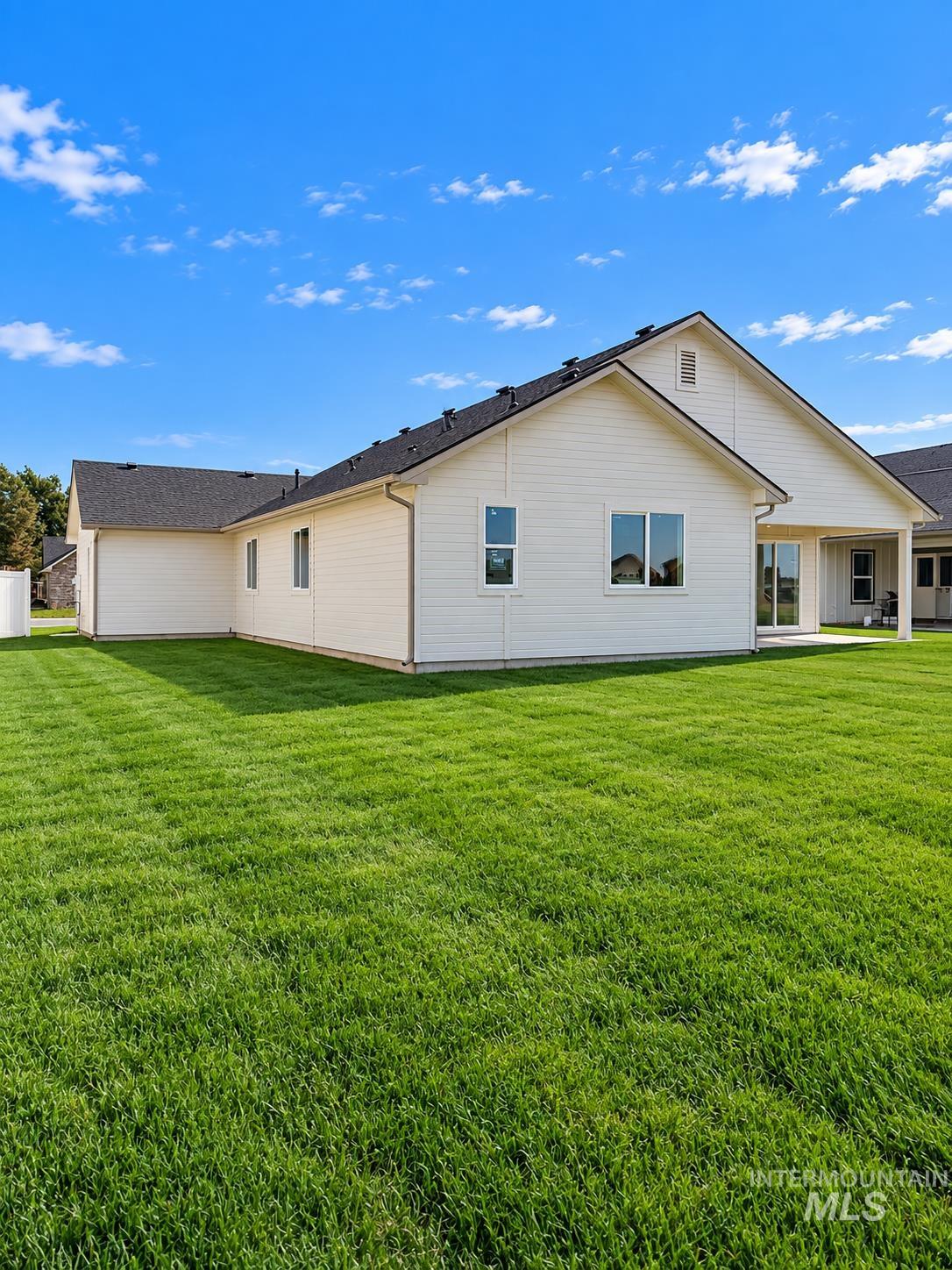 1553 Skookum Dr, Ontario, Oregon 97914, 4 Bedrooms, 2 Bathrooms, Residential For Sale, Price $438,000, 98994321