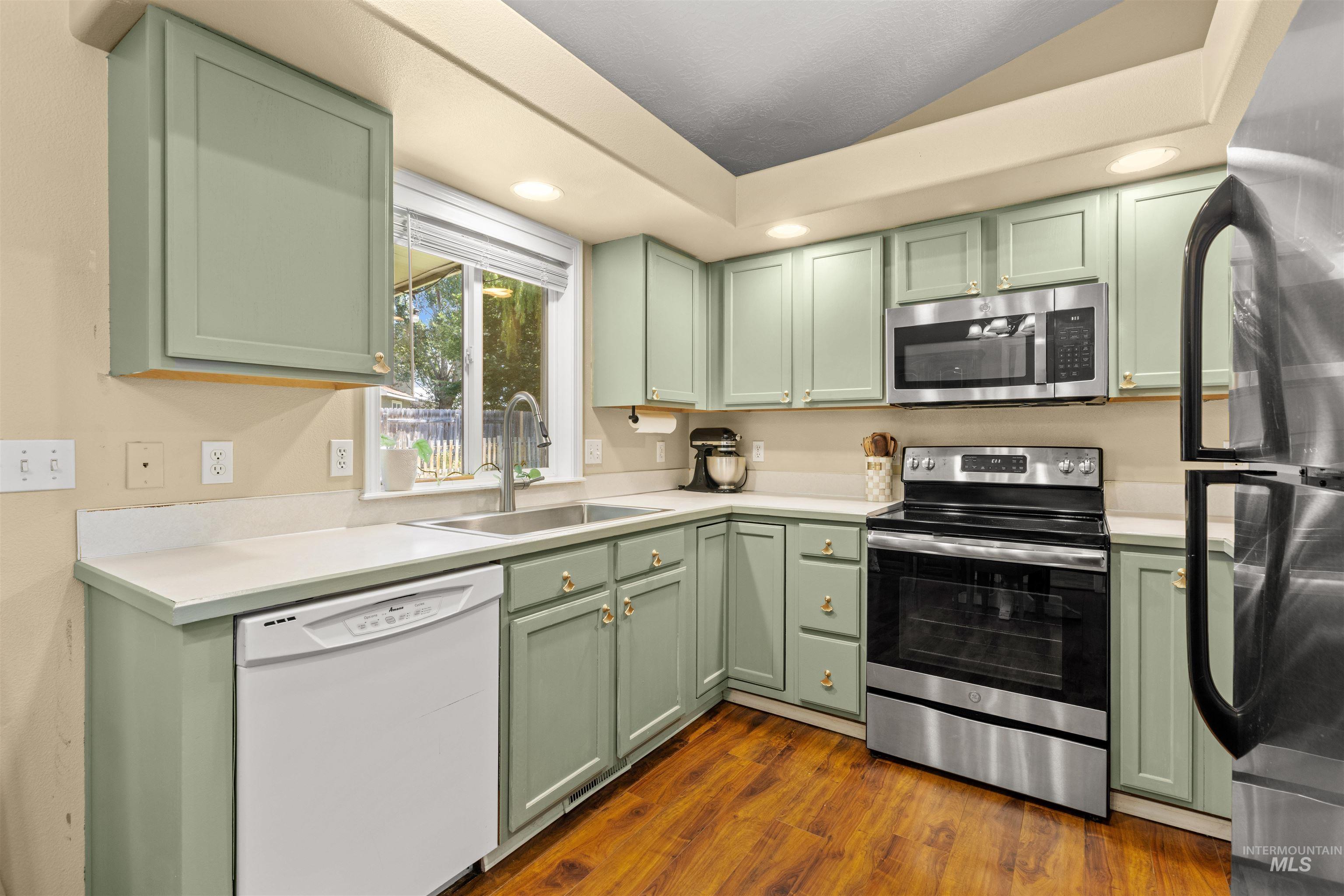 1834 W Topanga Drive, Kuna, Idaho 83634, 3 Bedrooms, 2 Bathrooms, Residential For Sale, Price $384,900,MLS 98994326