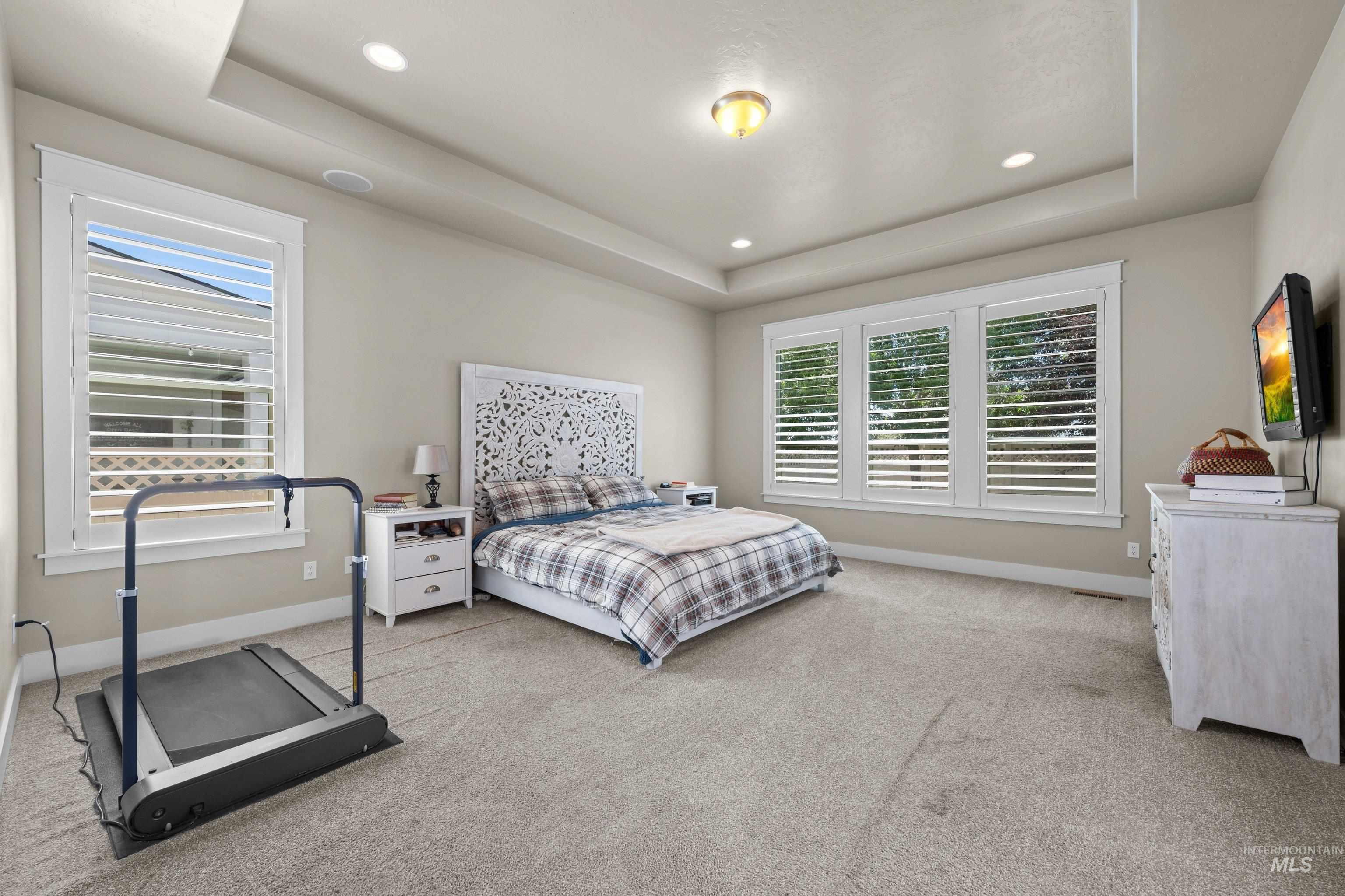 3701 N. Pampas Ave, Meridian, Idaho 83646, 5 Bedrooms, 3.5 Bathrooms, Residential For Sale, Price $774,000,MLS 98994327