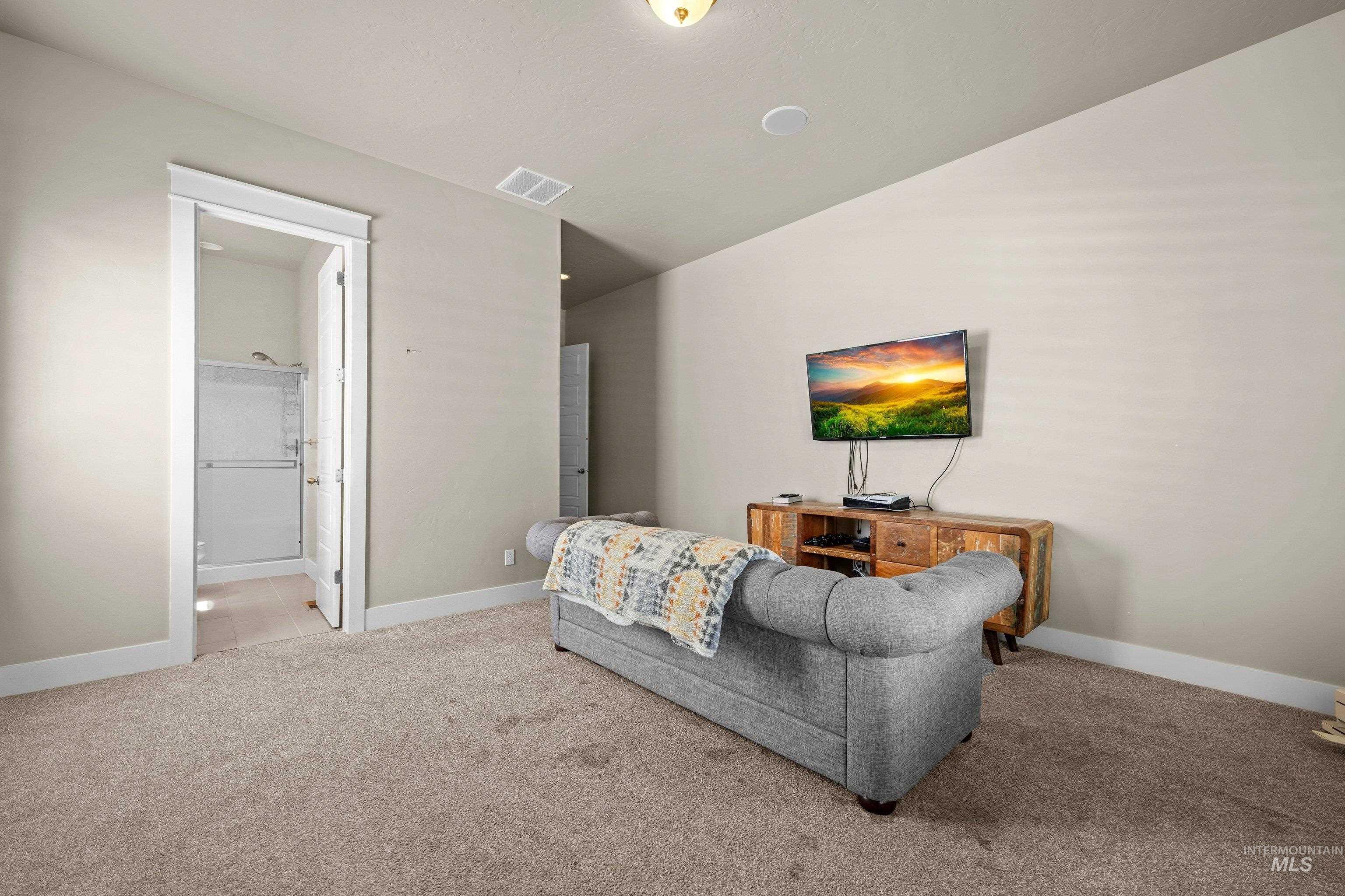 3701 N. Pampas Ave, Meridian, Idaho 83646, 5 Bedrooms, 3.5 Bathrooms, Residential For Sale, Price $774,000,MLS 98994327