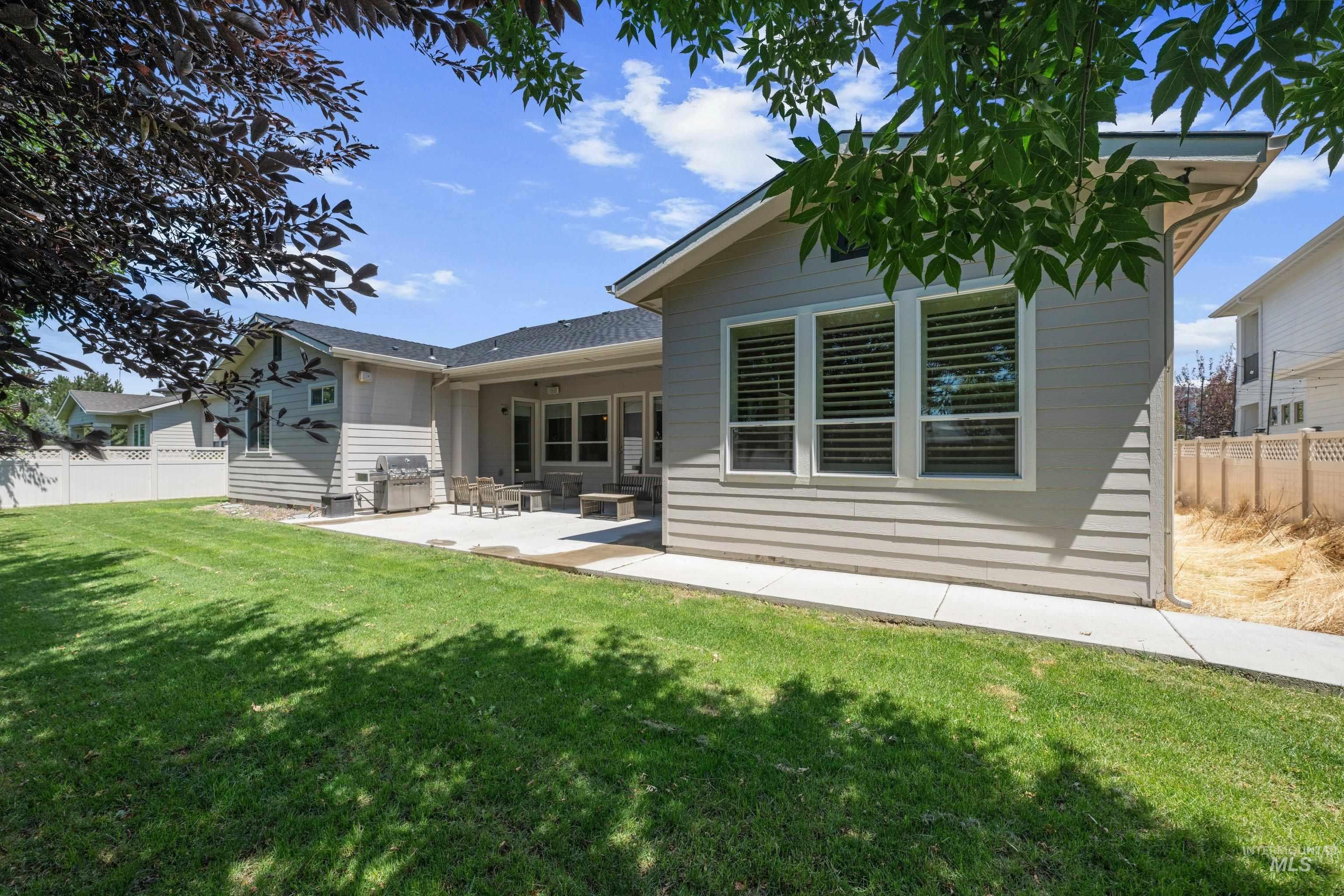 3701 N. Pampas Ave, Meridian, Idaho 83646, 5 Bedrooms, 3.5 Bathrooms, Residential For Sale, Price $774,000,MLS 98994327