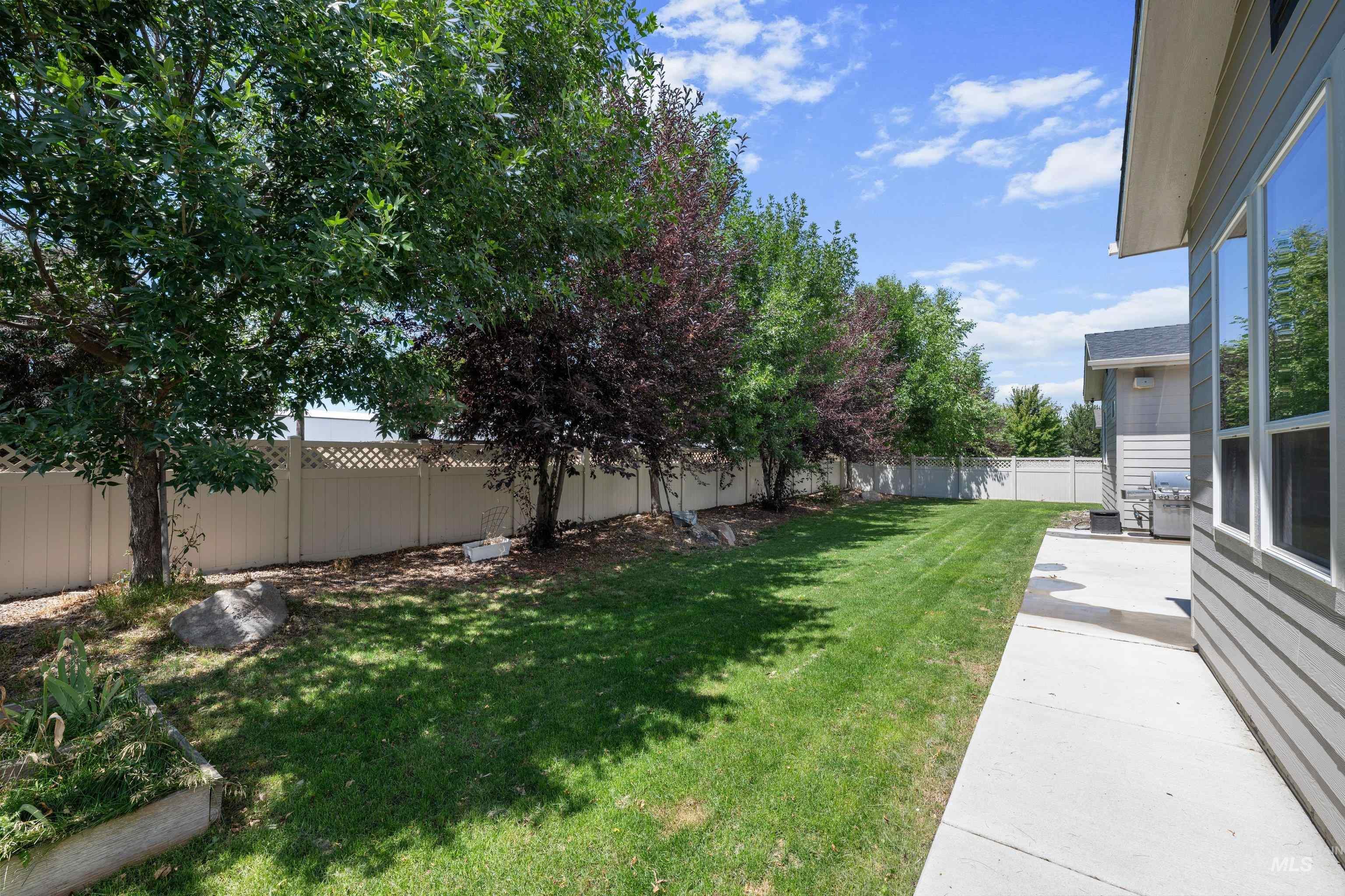 3701 N. Pampas Ave, Meridian, Idaho 83646, 5 Bedrooms, 3.5 Bathrooms, Residential For Sale, Price $774,000,MLS 98994327