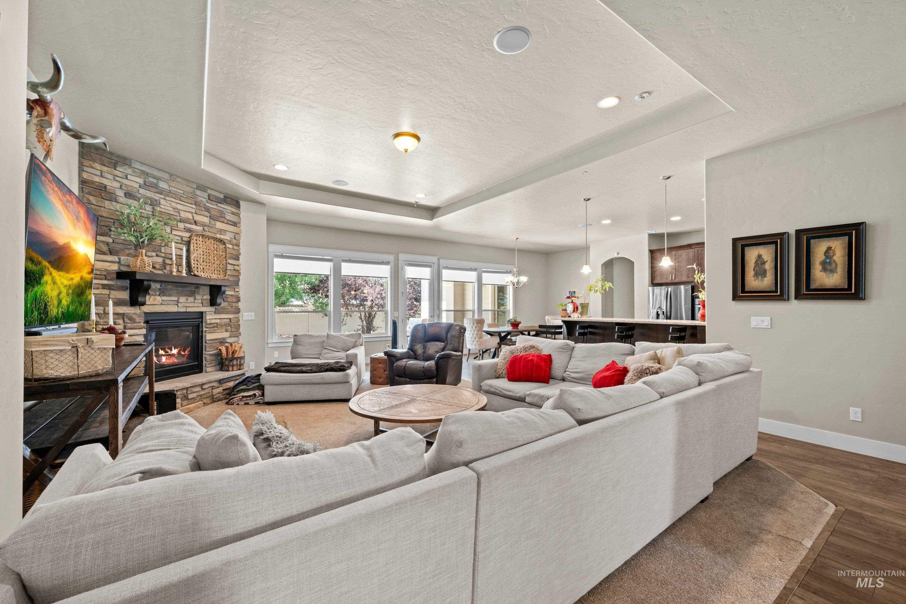 3701 N. Pampas Ave, Meridian, Idaho 83646, 5 Bedrooms, 3.5 Bathrooms, Residential For Sale, Price $774,000,MLS 98994327