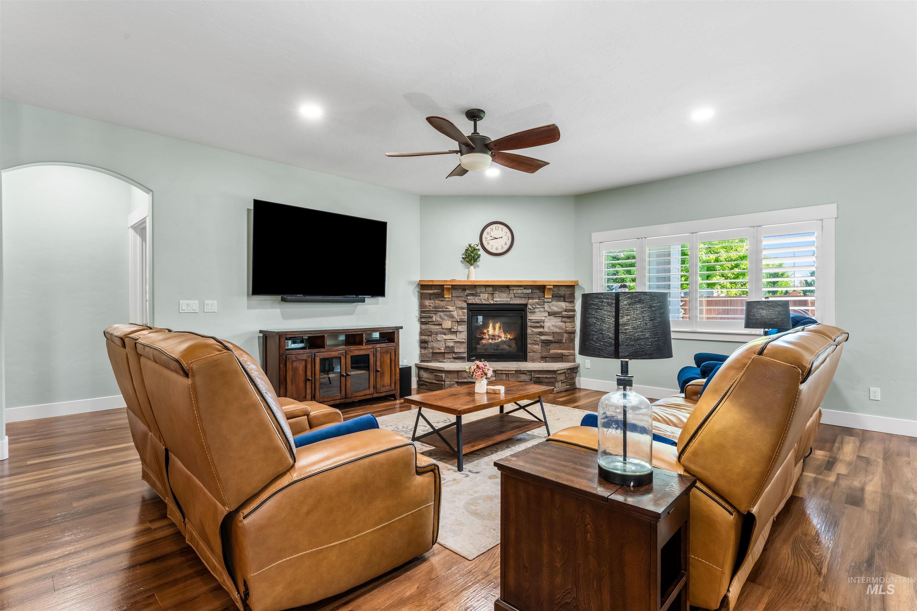 5690 W Montage Ct, Eagle, Idaho 83616, 4 Bedrooms, 2 Bathrooms, Residential For Sale, Price $675,000, 98994328