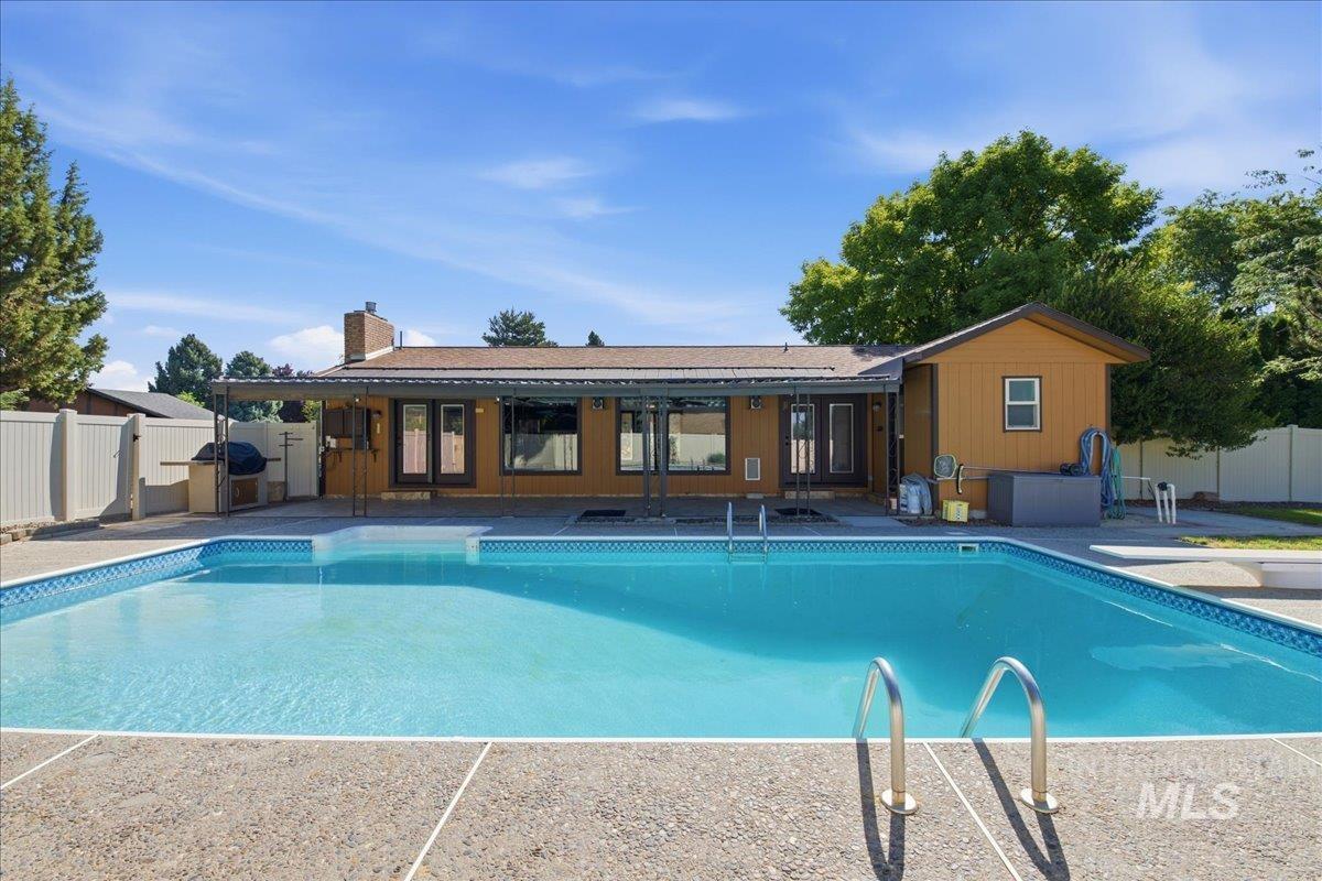 5507 W Latigo Dr., Boise, Idaho 83709, 3 Bedrooms, 2 Bathrooms, Residential For Sale, Price $724,900,MLS 98994330