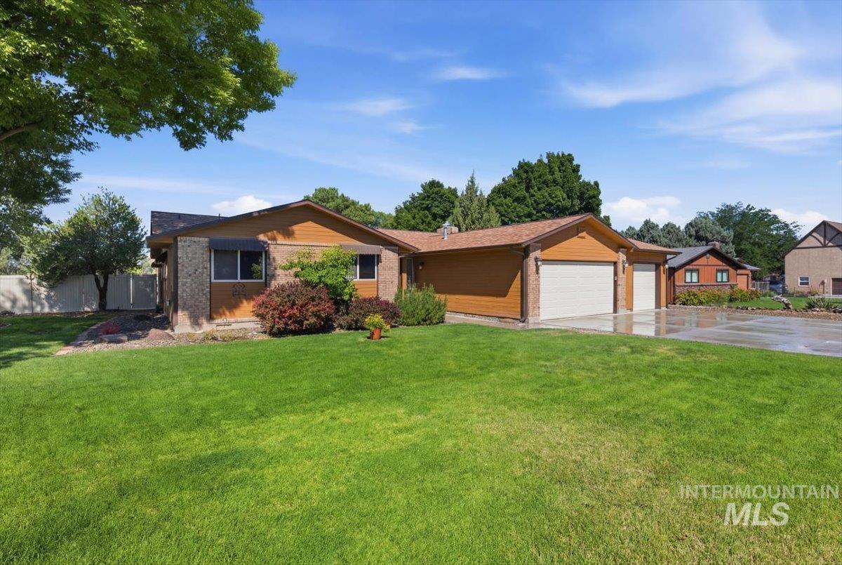5507 W Latigo Dr., Boise, Idaho 83709, 3 Bedrooms, 2 Bathrooms, Residential For Sale, Price $724,900,MLS 98994330