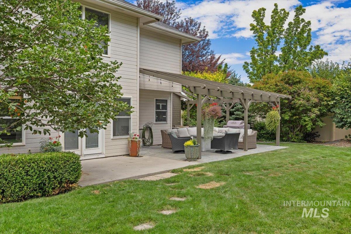 2030 Candlewood Circle, Twin Falls, Idaho 83301, 4 Bedrooms, 3 Bathrooms, Residential For Sale, Price $649,900,MLS 98994339