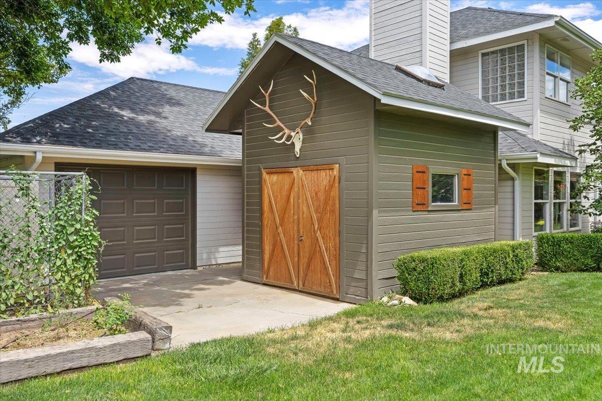 2030 Candlewood Circle, Twin Falls, Idaho 83301, 4 Bedrooms, 3 Bathrooms, Residential For Sale, Price $649,900,MLS 98994339