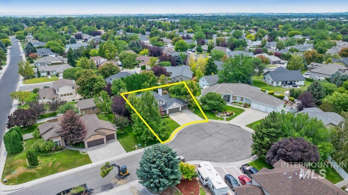 2030 Candlewood Circle, Twin Falls, Idaho 83301, 4 Bedrooms, 3 Bathrooms, Residential For Sale, Price $649,900,MLS 98994339