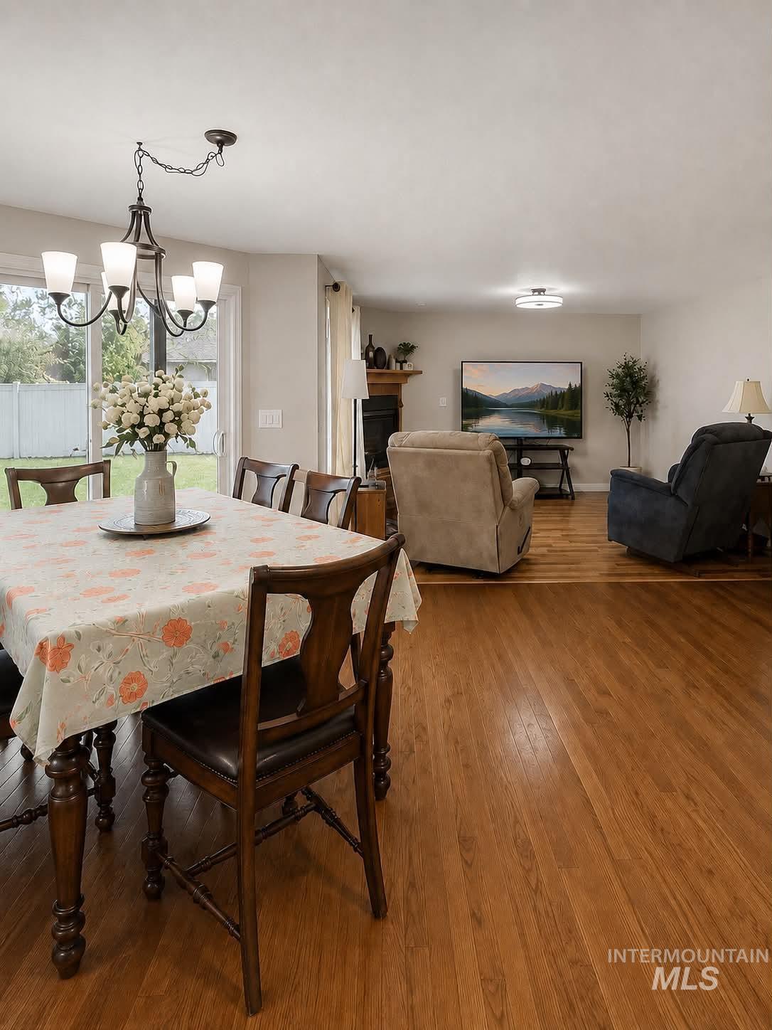 1988 W Kingswood Ct, Meridian, Idaho 83646, 4 Bedrooms, 3.5 Bathrooms, Residential For Sale, Price $514,999,MLS 98994357