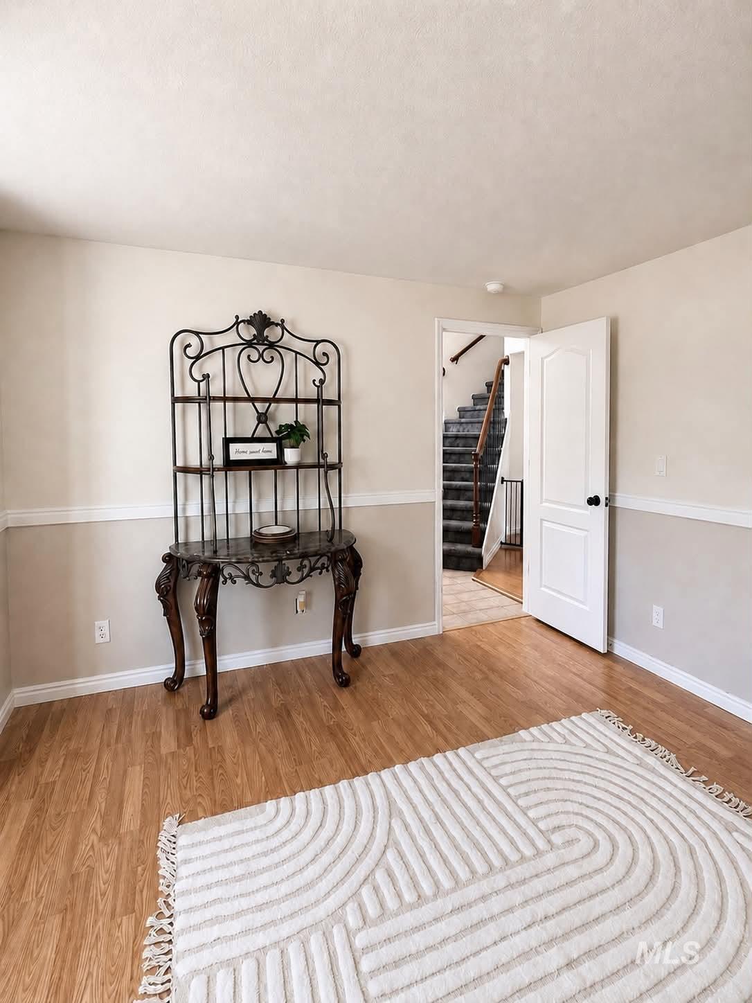 1988 W Kingswood Ct, Meridian, Idaho 83646, 4 Bedrooms, 3.5 Bathrooms, Residential For Sale, Price $514,999,MLS 98994357