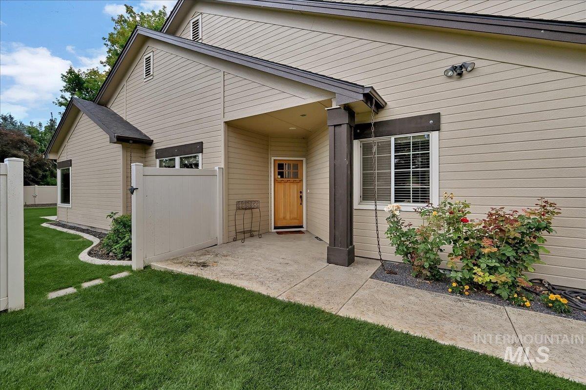 2597 E Satterfield St, Meridian, Idaho 83646, 3 Bedrooms, 2 Bathrooms, Residential For Sale, Price $484,900,MLS 98994382