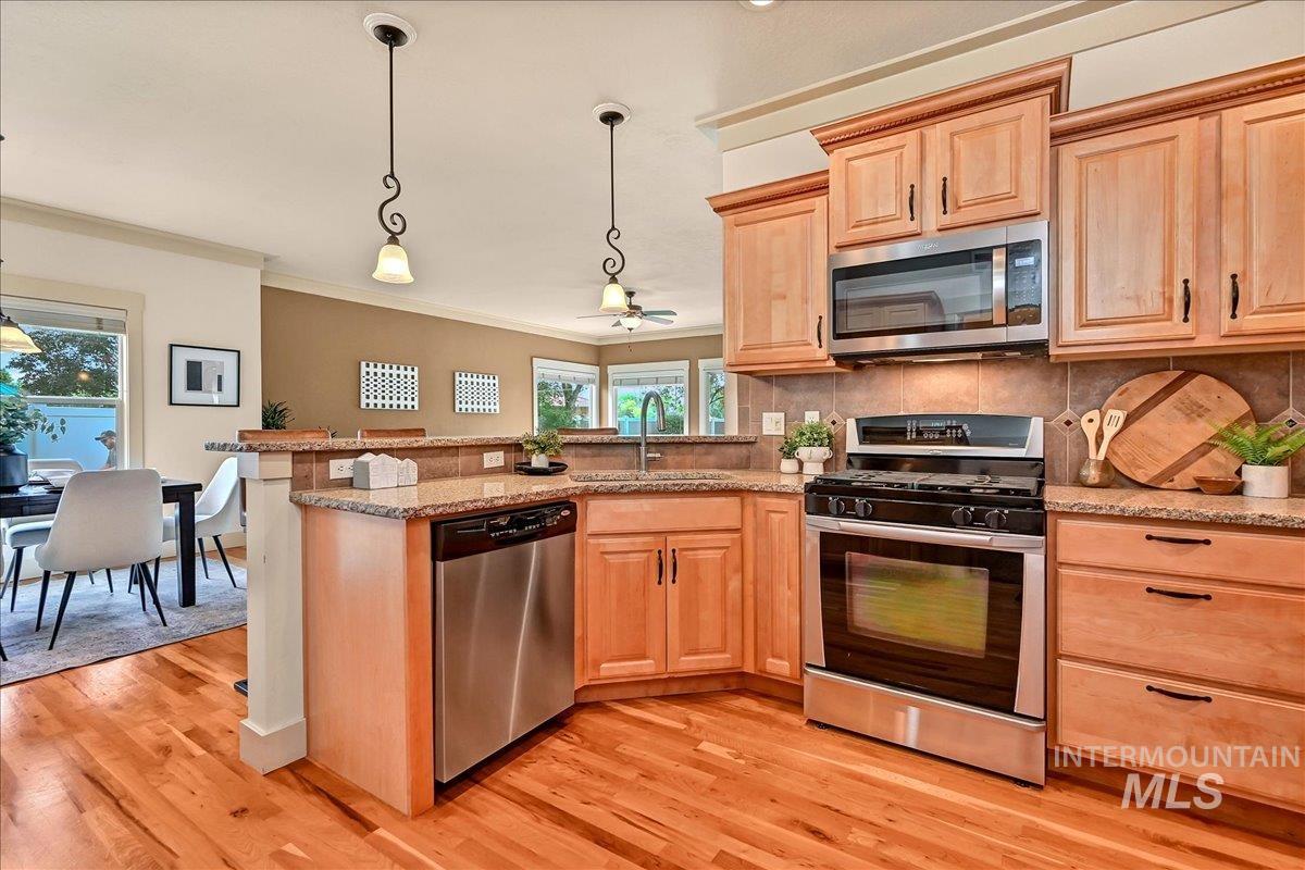 2597 E Satterfield St, Meridian, Idaho 83646, 3 Bedrooms, 2 Bathrooms, Residential For Sale, Price $484,900,MLS 98994382