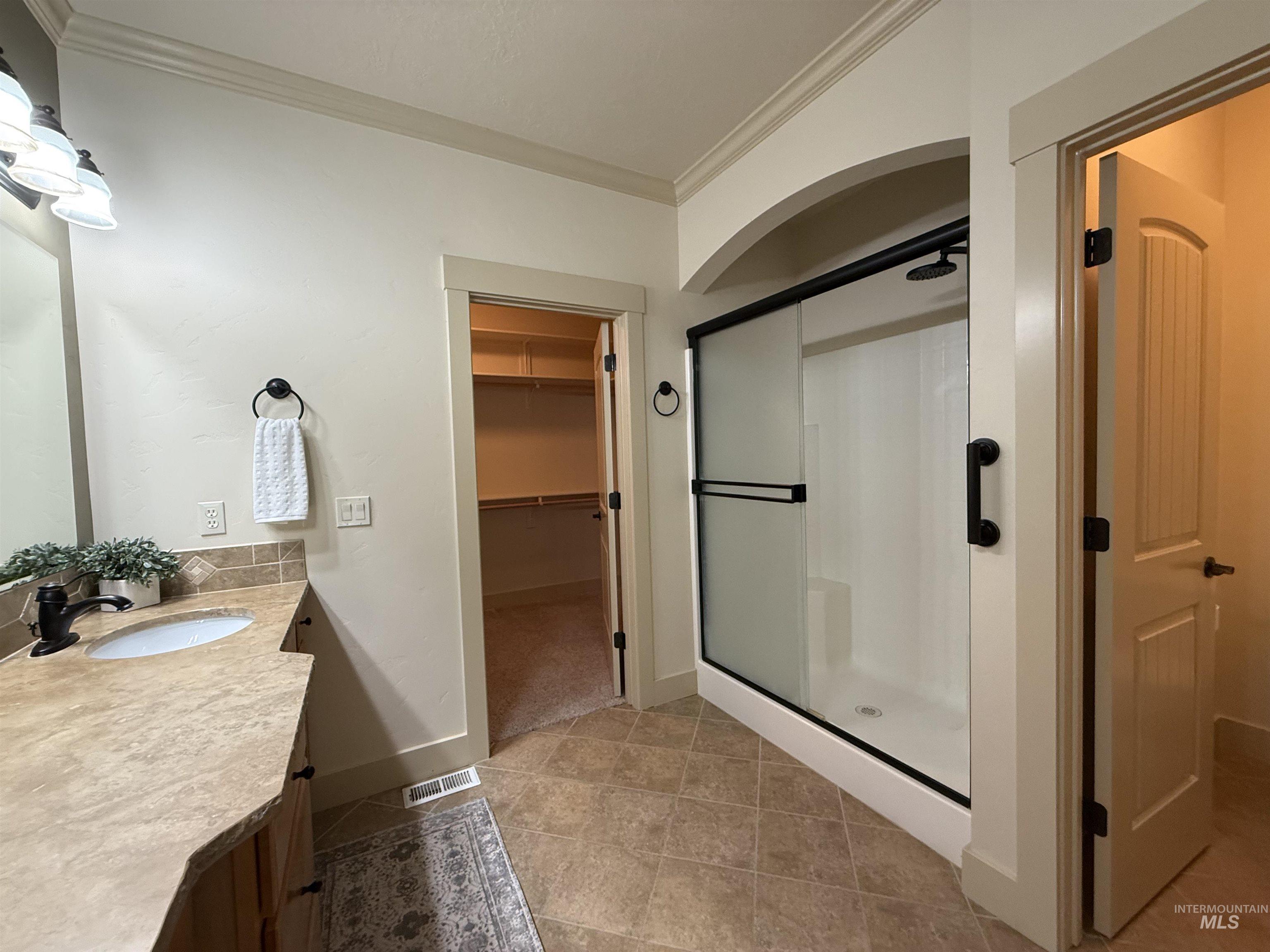 2597 E Satterfield St, Meridian, Idaho 83646, 3 Bedrooms, 2 Bathrooms, Residential For Sale, Price $484,900,MLS 98994382