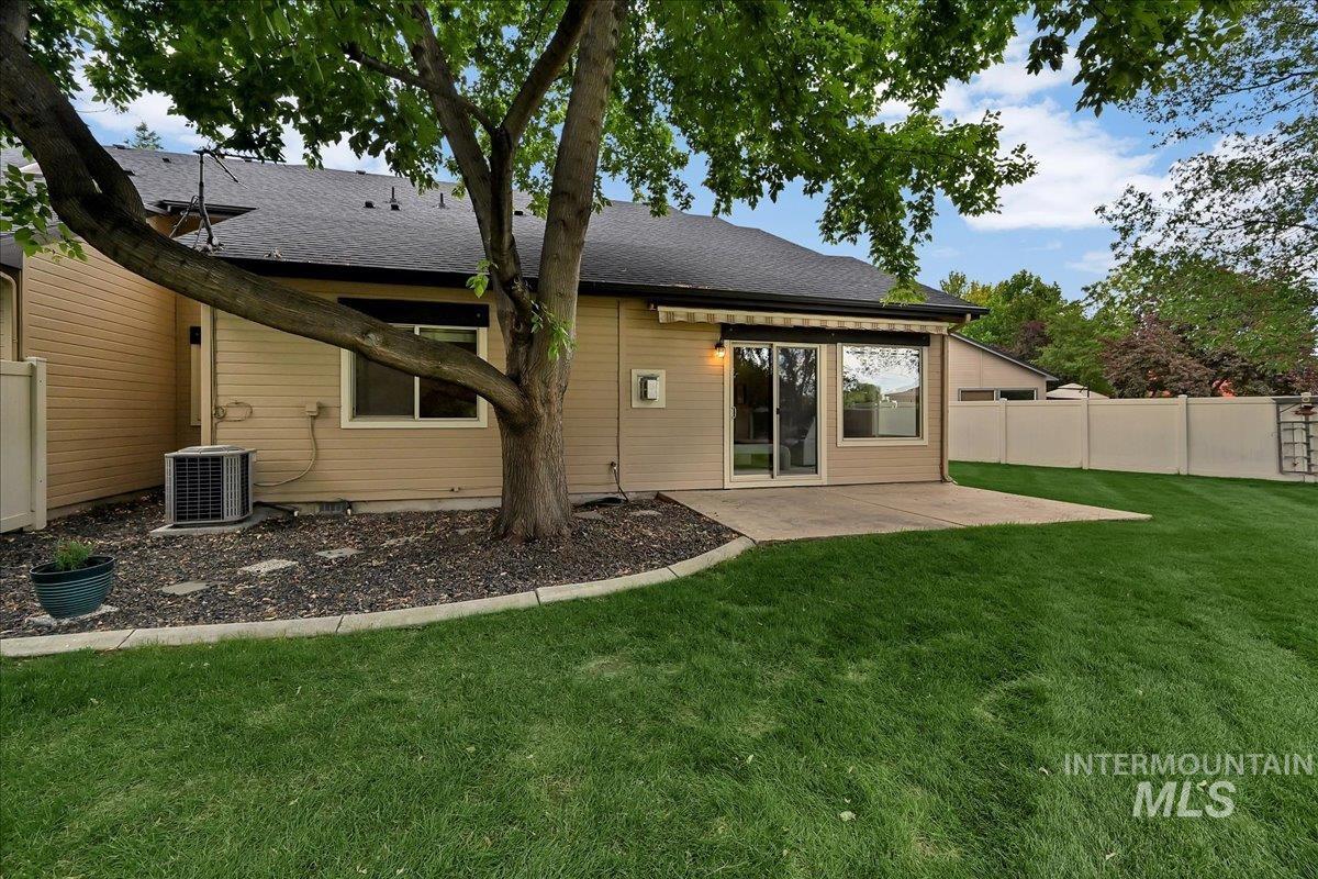 2597 E Satterfield St, Meridian, Idaho 83646, 3 Bedrooms, 2 Bathrooms, Residential For Sale, Price $484,900,MLS 98994382