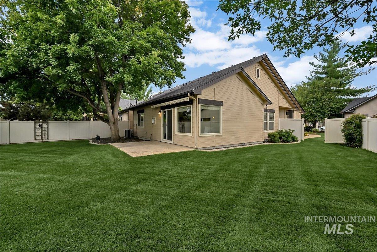 2597 E Satterfield St, Meridian, Idaho 83646, 3 Bedrooms, 2 Bathrooms, Residential For Sale, Price $484,900,MLS 98994382