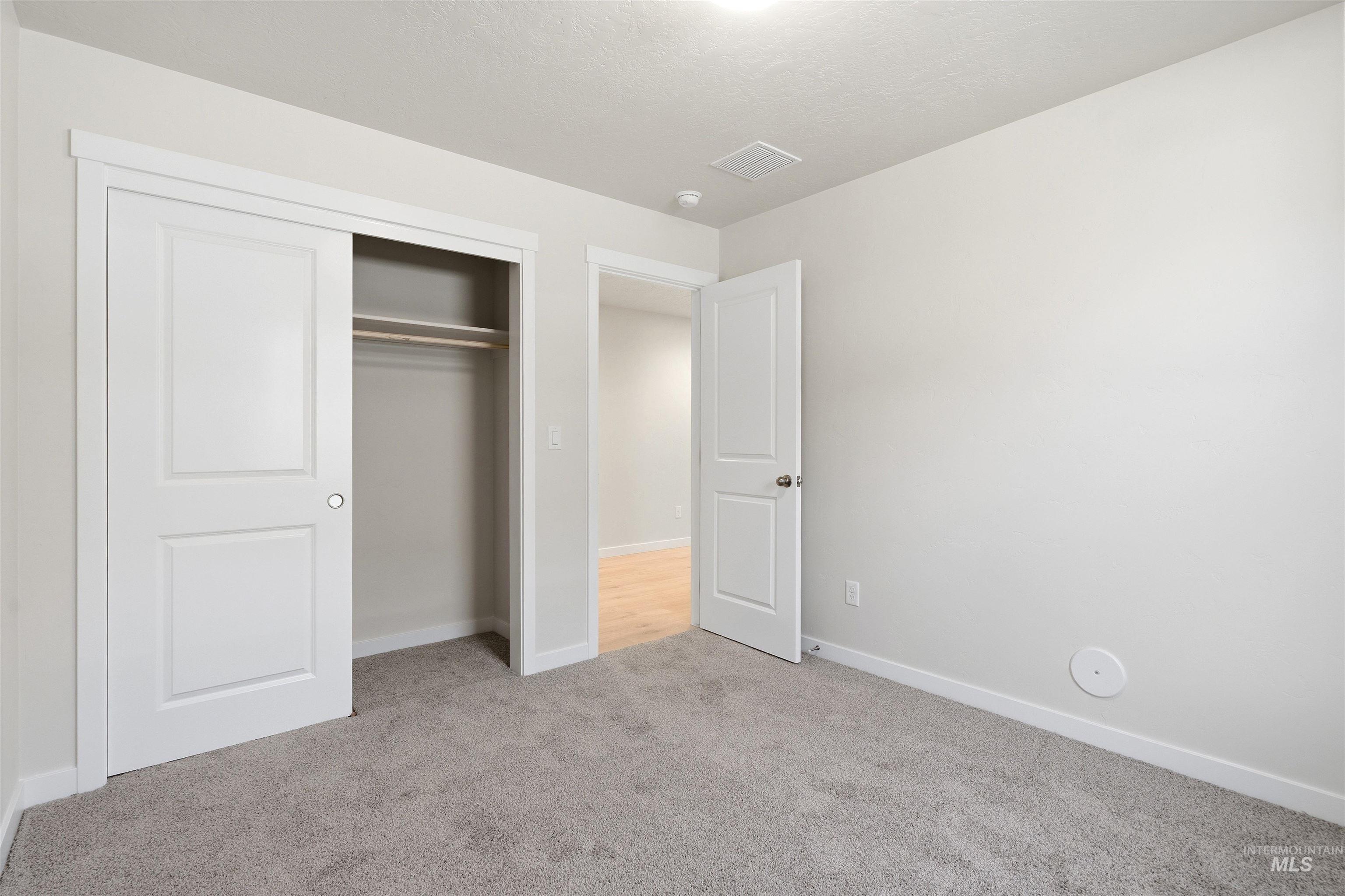 10171 Bellevue Ridge St, Nampa, Idaho 83687, 5 Bedrooms, 3 Bathrooms, Residential For Sale, Price $469,990,MLS 98994396