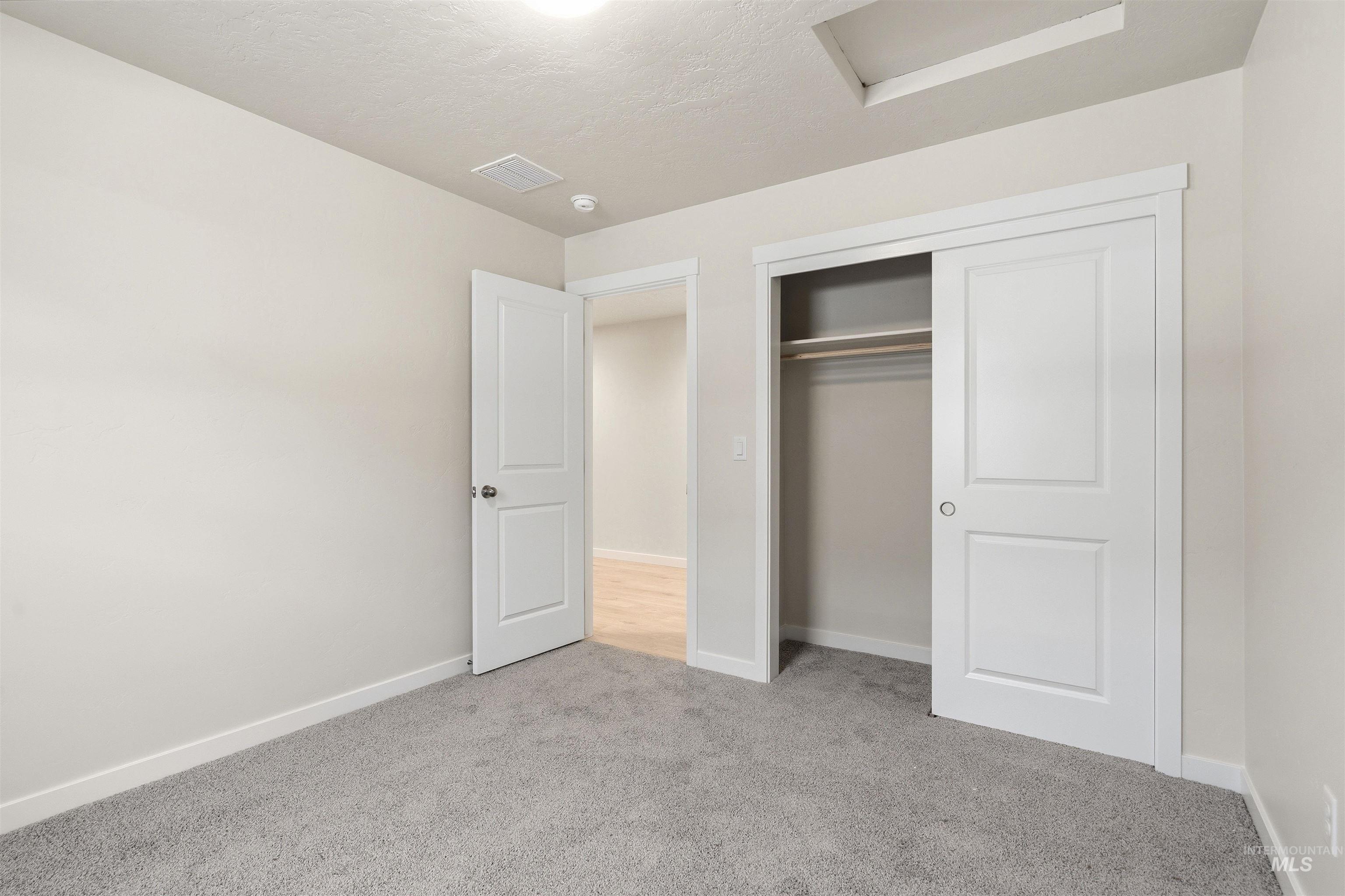 10171 Bellevue Ridge St, Nampa, Idaho 83687, 5 Bedrooms, 3 Bathrooms, Residential For Sale, Price $469,990,MLS 98994396
