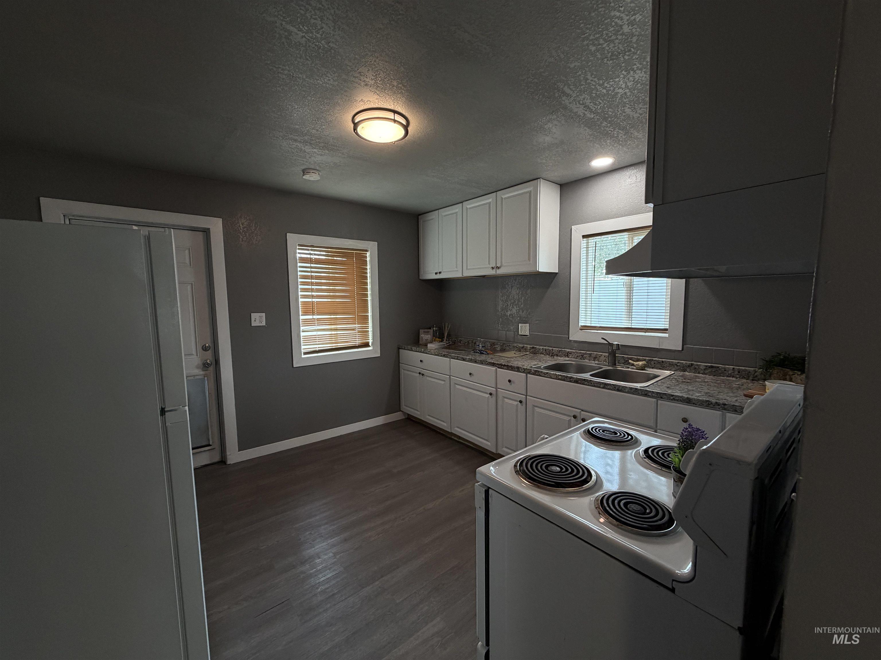 504 8th Ave. N, Buhl, Idaho 83316, 2 Bedrooms, 1 Bathroom, Residential For Sale, Price $236,000,MLS 98994398