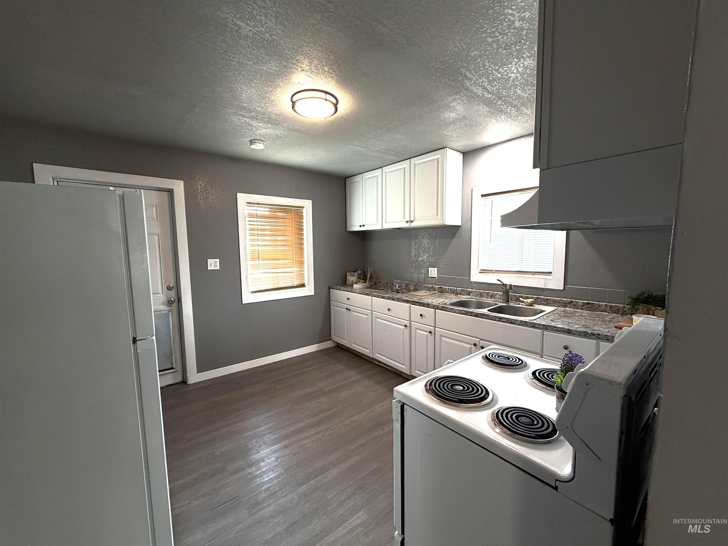 504 8th Ave. N, Buhl, Idaho 83316, 2 Bedrooms, 1 Bathroom, Residential For Sale, Price $235,000,MLS 98994398