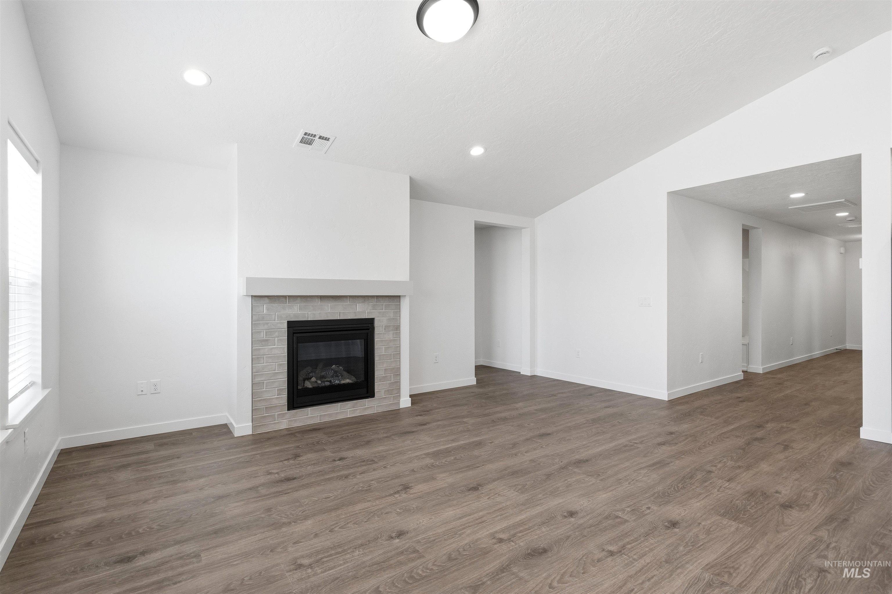 10123 Bellevue Ridge St, Nampa, Idaho 83687, 3 Bedrooms, 2 Bathrooms, Residential For Sale, Price $449,990,MLS 98994401