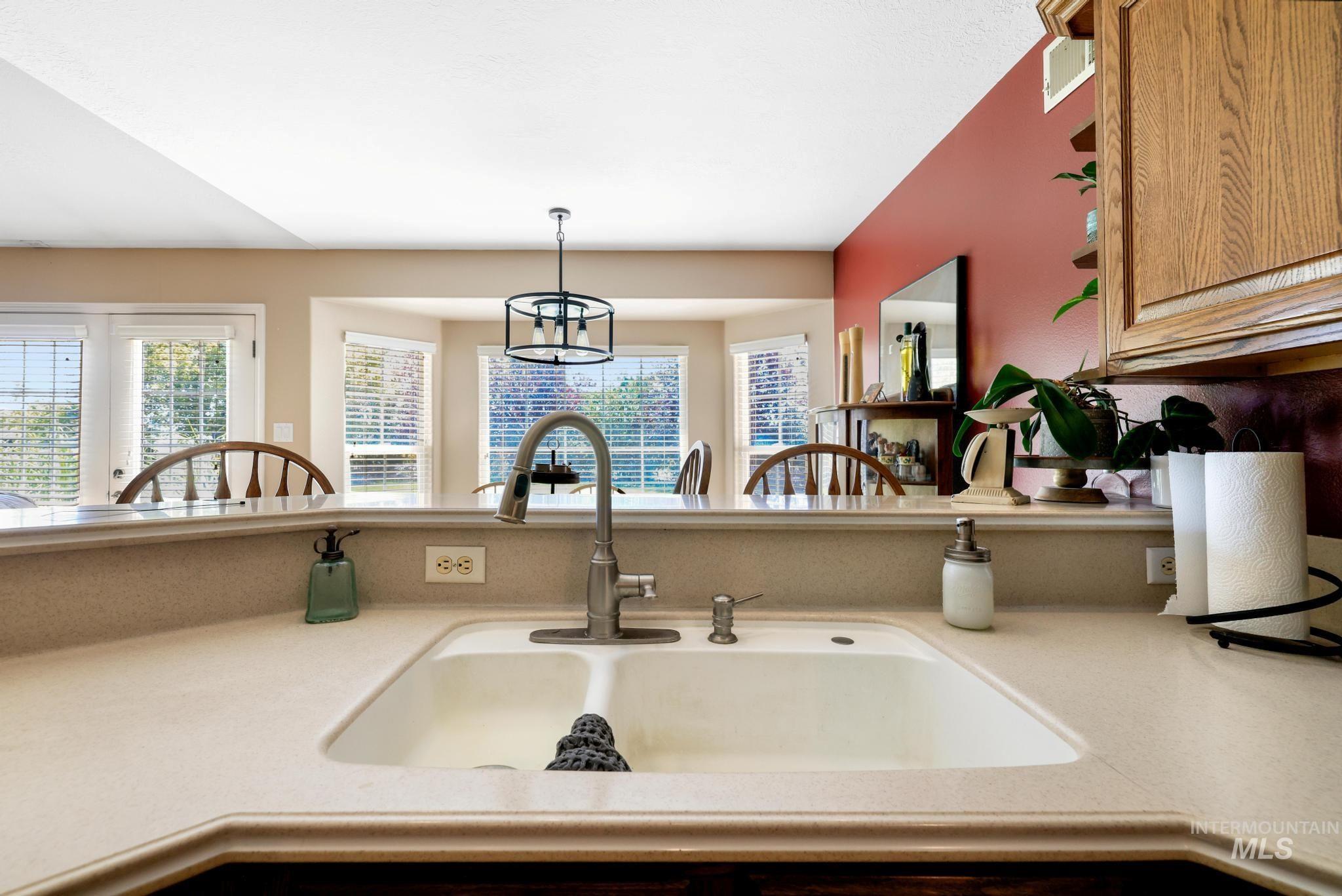 3962 N 2405 E, Filer, Idaho 83328, 5 Bedrooms, 3 Bathrooms, Residential For Sale, Price $1,097,000,MLS 98994404