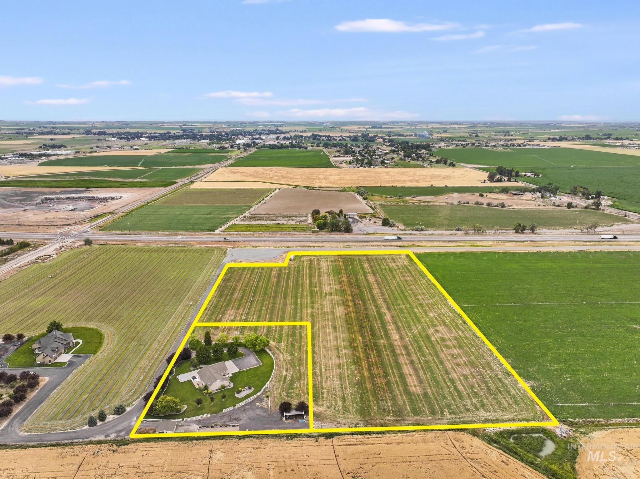 3962 N 2405 E, Filer, Idaho 83301, 5 Bedrooms, 3 Bathrooms, Farm & Ranch For Sale, Price $1,097,000,MLS 98994408