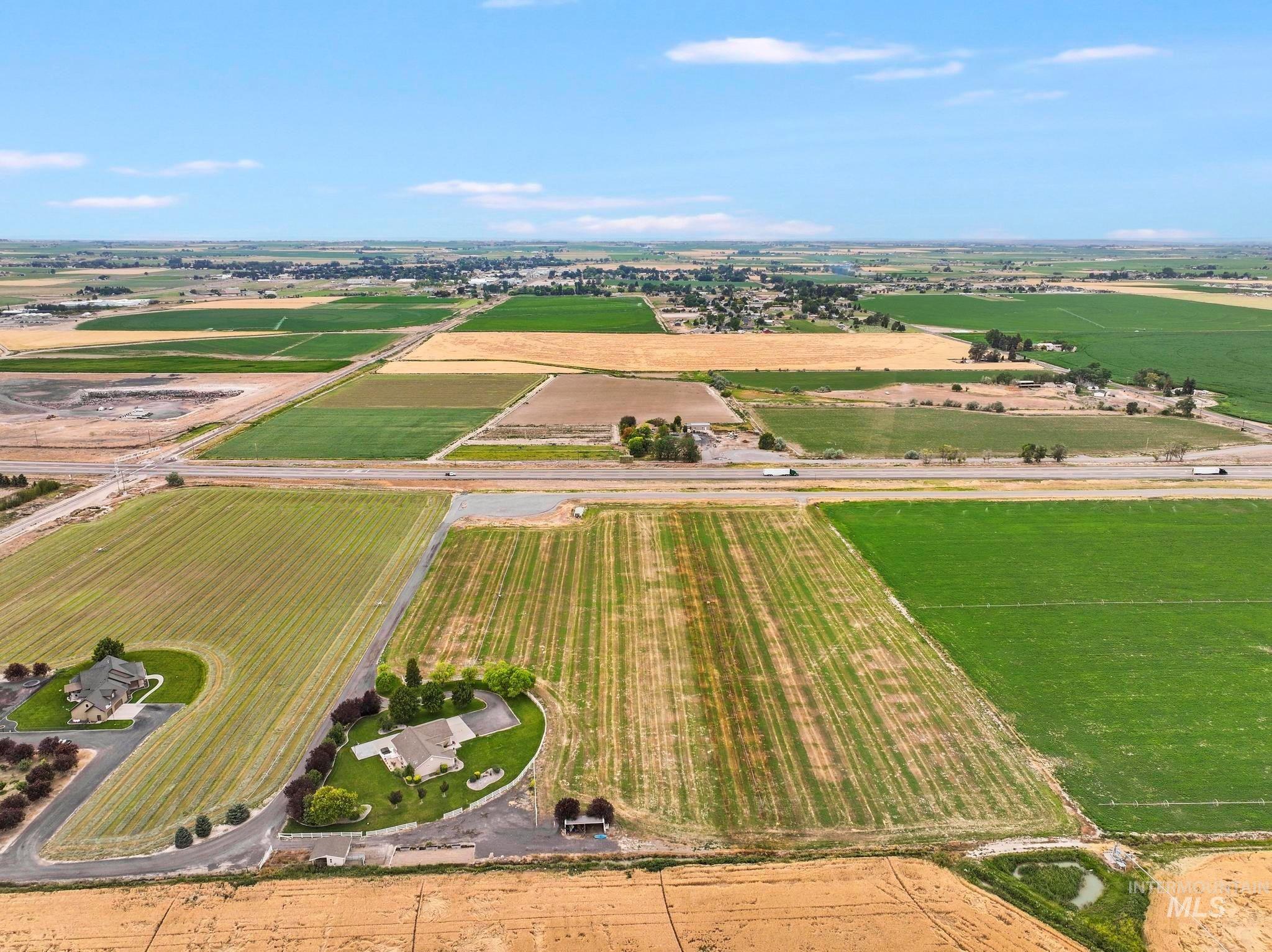 3962 N 2405 E, Filer, Idaho 83301, 5 Bedrooms, 3 Bathrooms, Farm & Ranch For Sale, Price $1,097,000,MLS 98994408